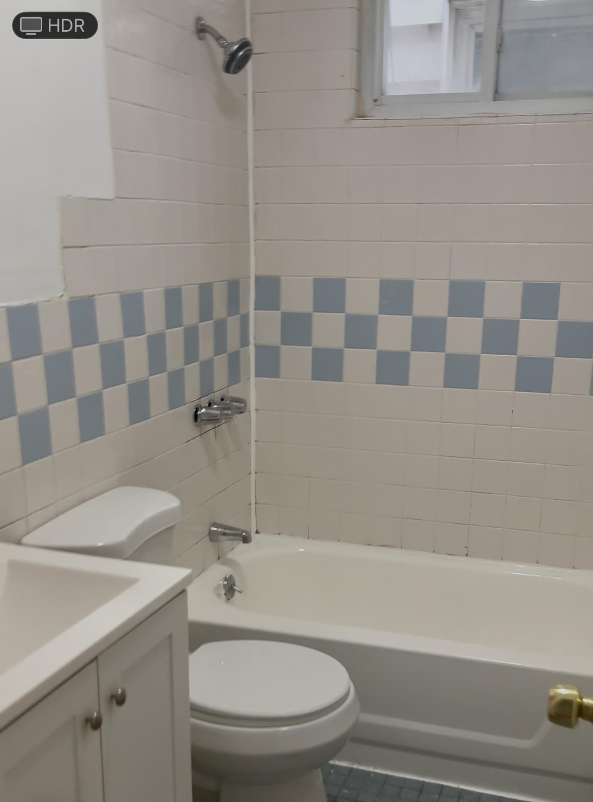 204 SHERMAN AVE - Photo 5