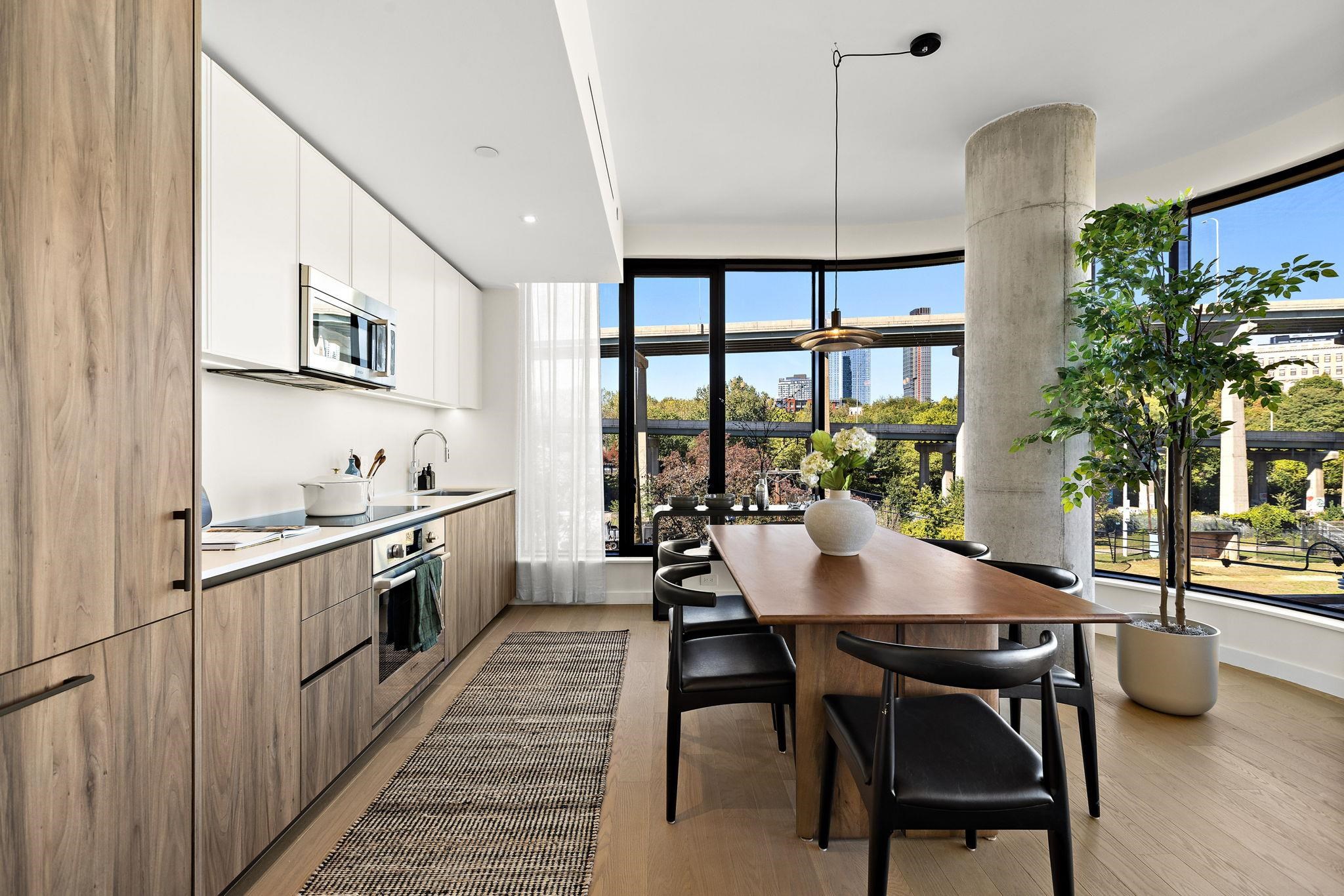 387 8TH ST - Photo 4