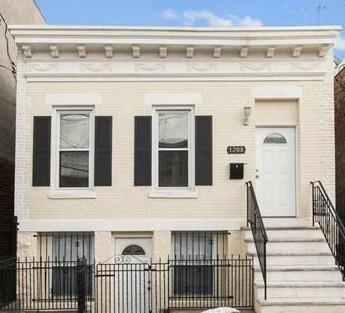 1208 67TH ST - Photo 1