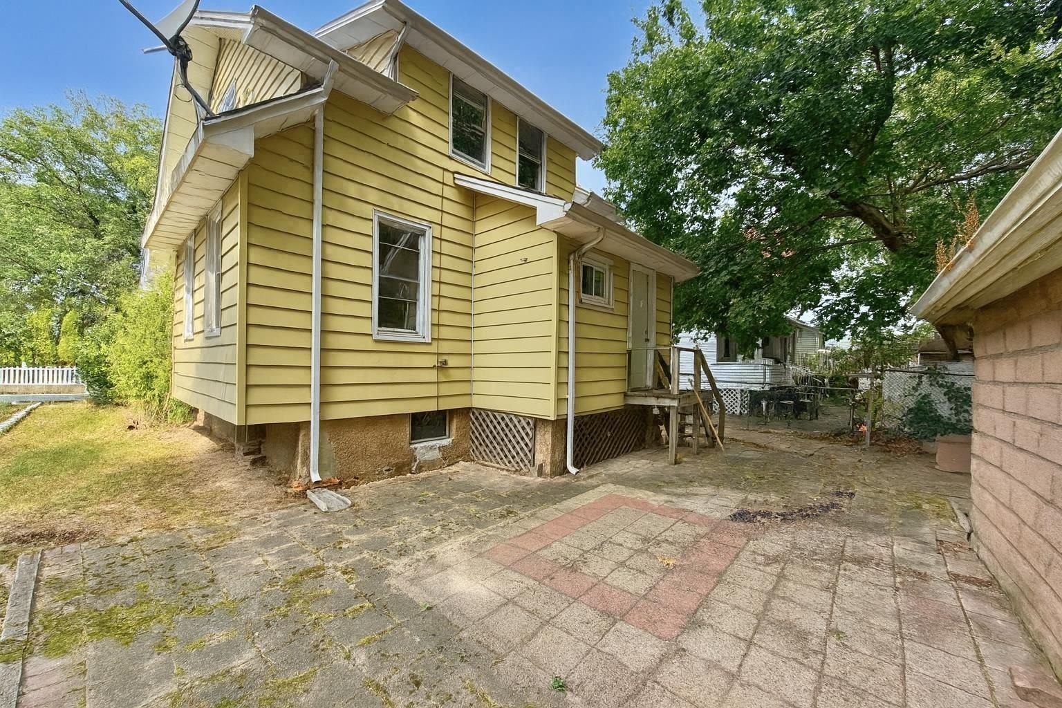 63 LAKESIDE DR - Photo 4