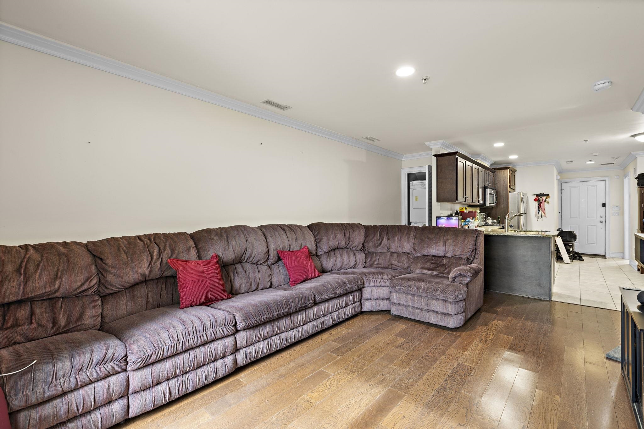 1625 PATERSON PLANK RD - Photo 2