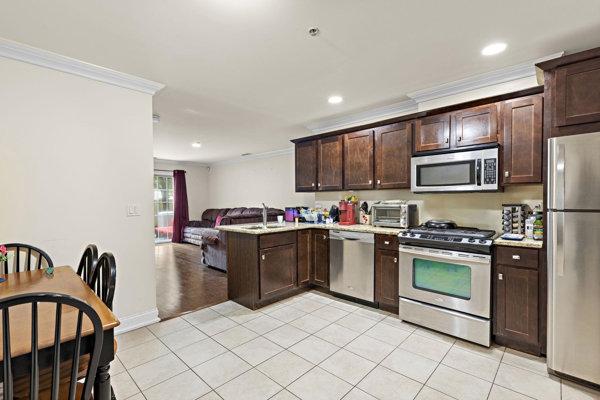 1625 PATERSON PLANK RD - Photo 5