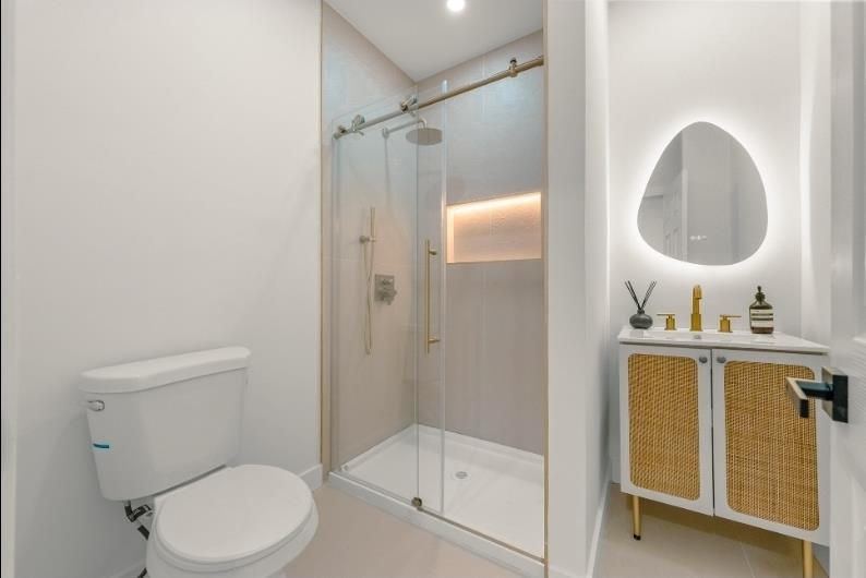 336a DANFORTH AVE - Photo 4