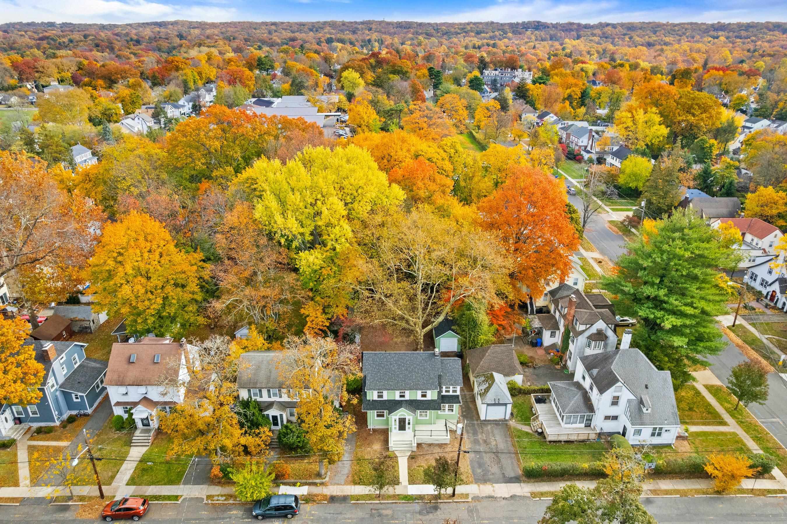 401 CONRAD RD - Photo 3