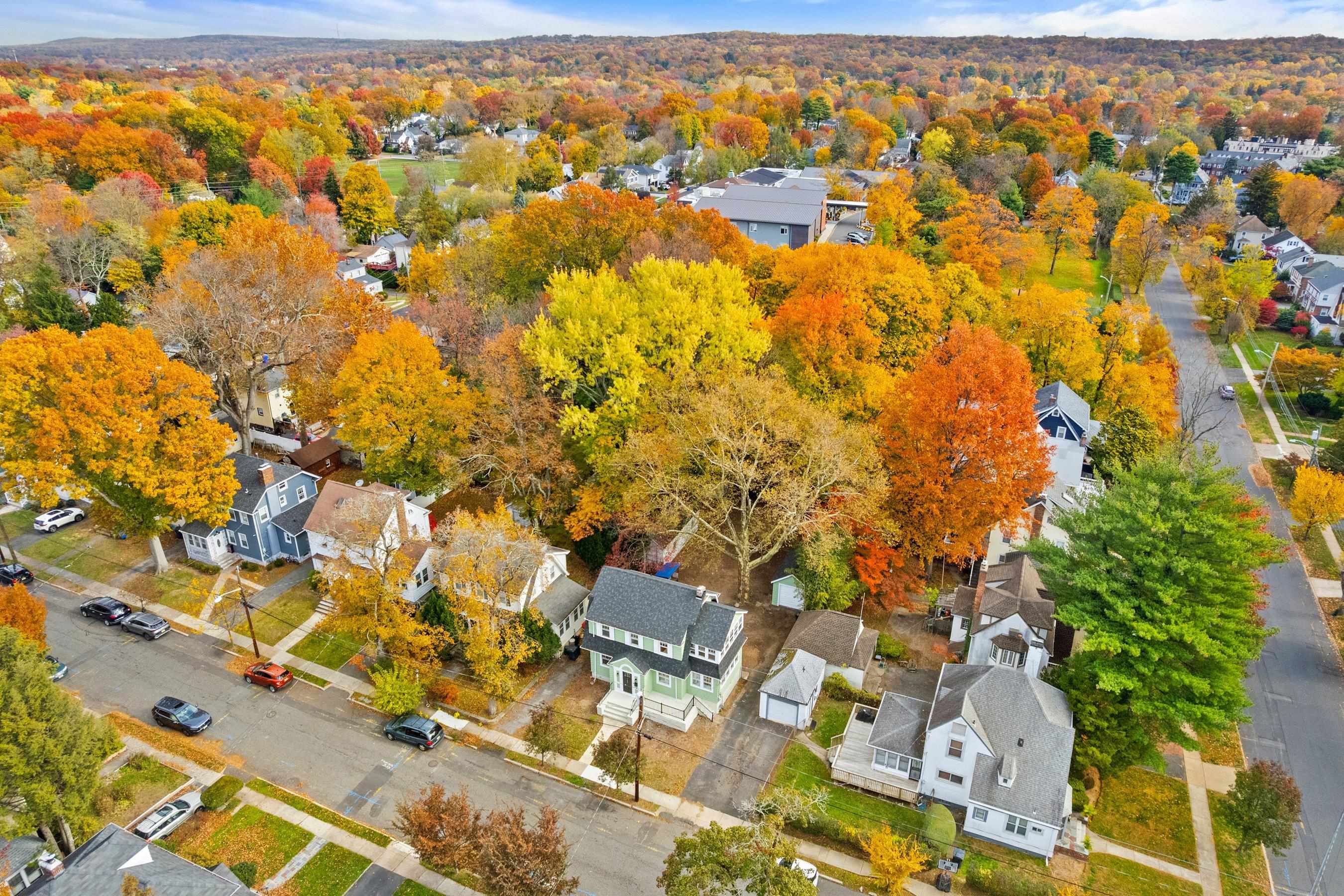 401 CONRAD RD - Photo 5