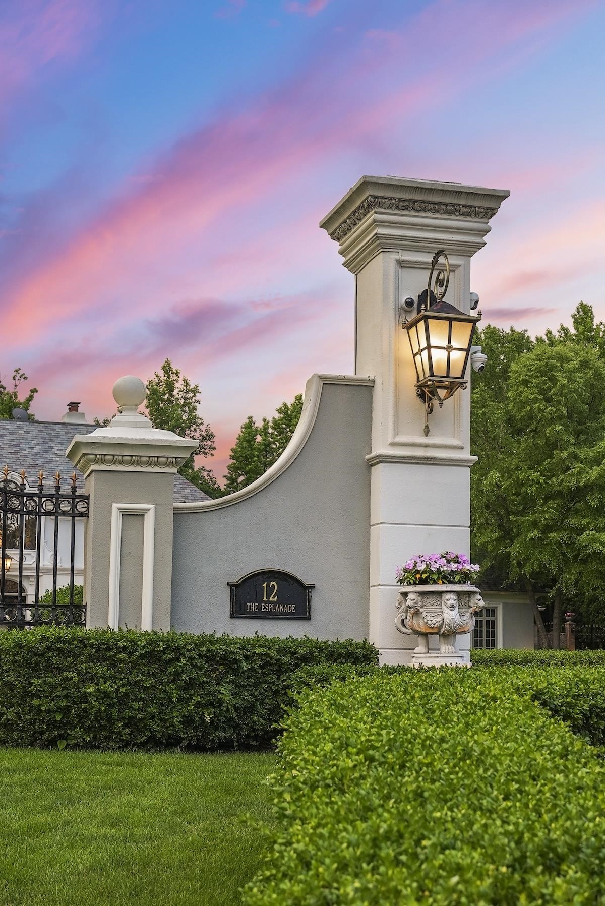12 THE ESPLANADE - Photo 2