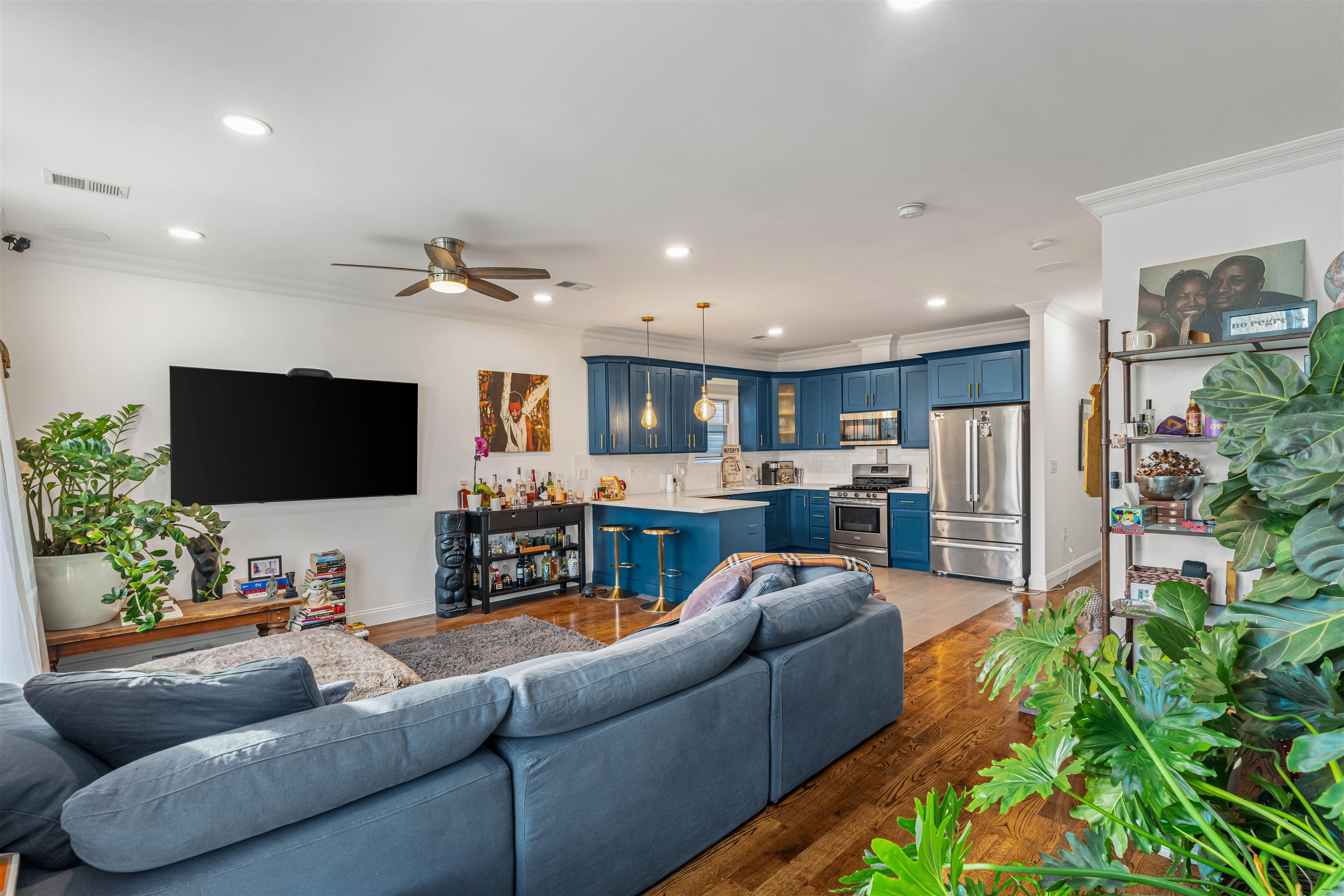 193 HALLADAY ST - Photo 5