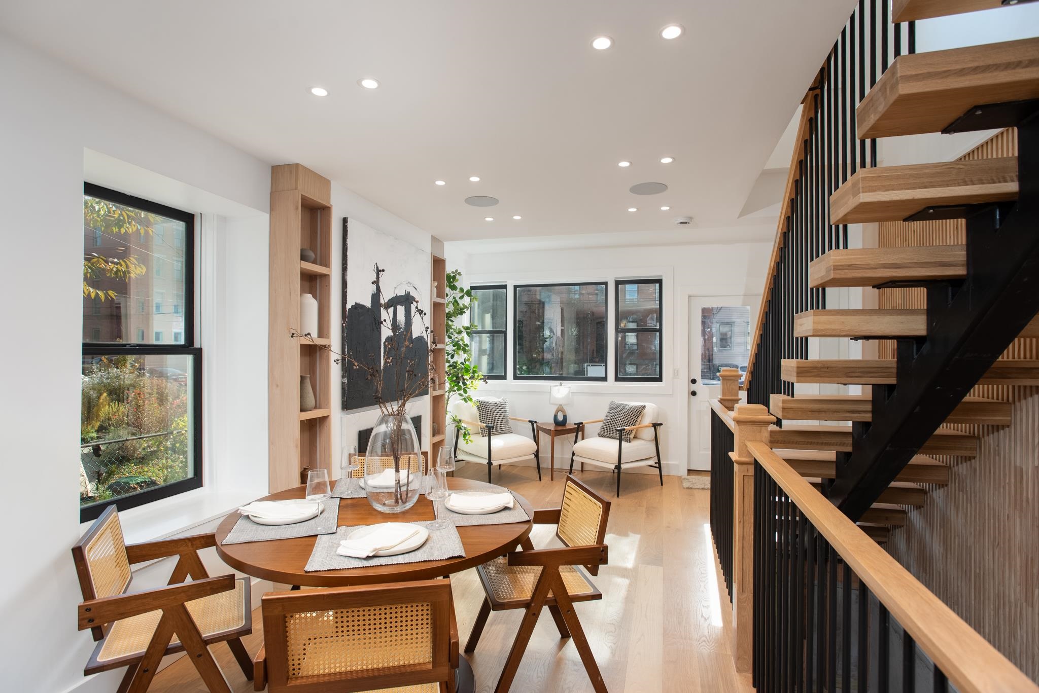 274 7TH ST - Photo 2