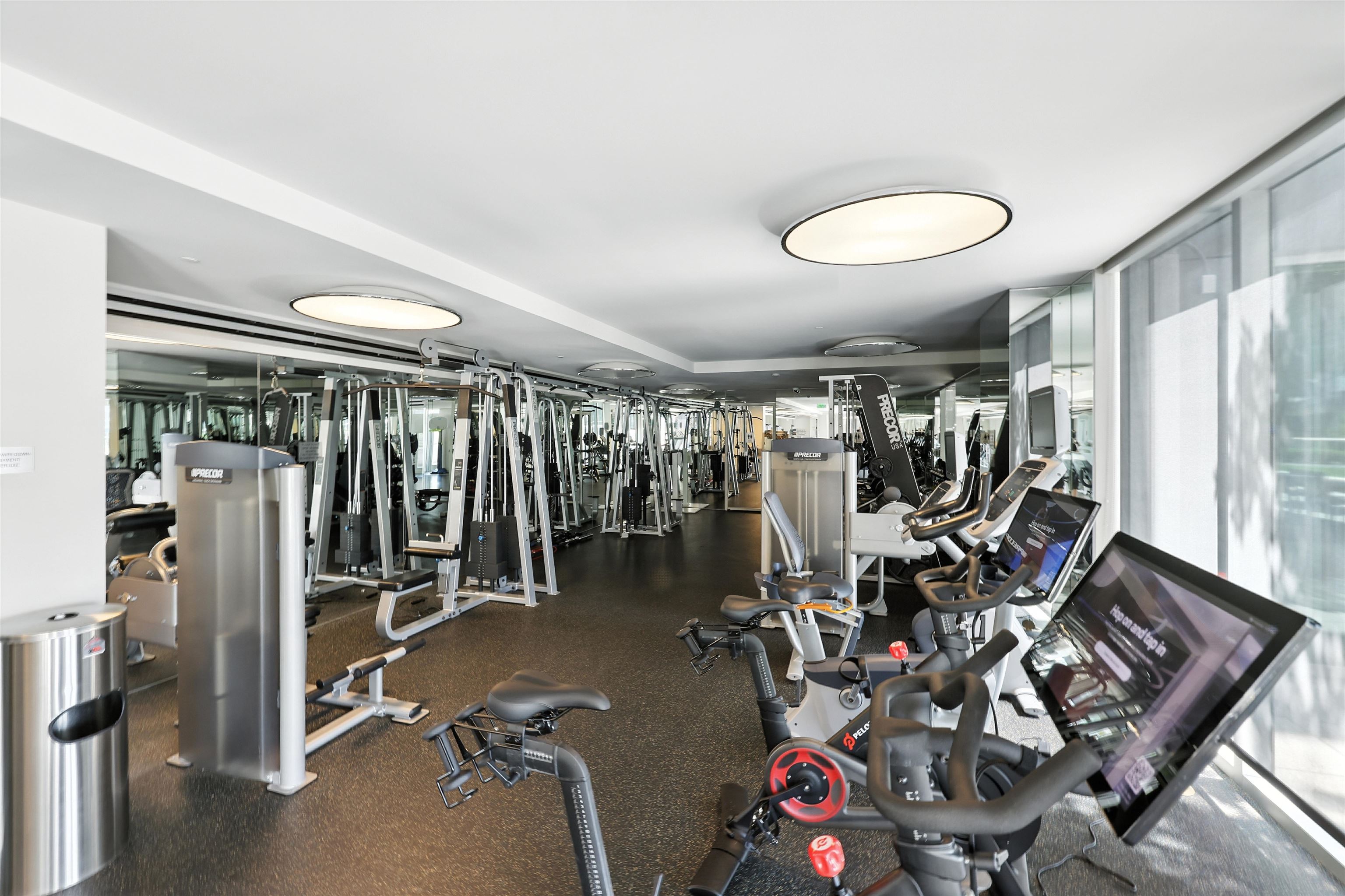1000 AVENUE AT PORT IMPERIAL #703