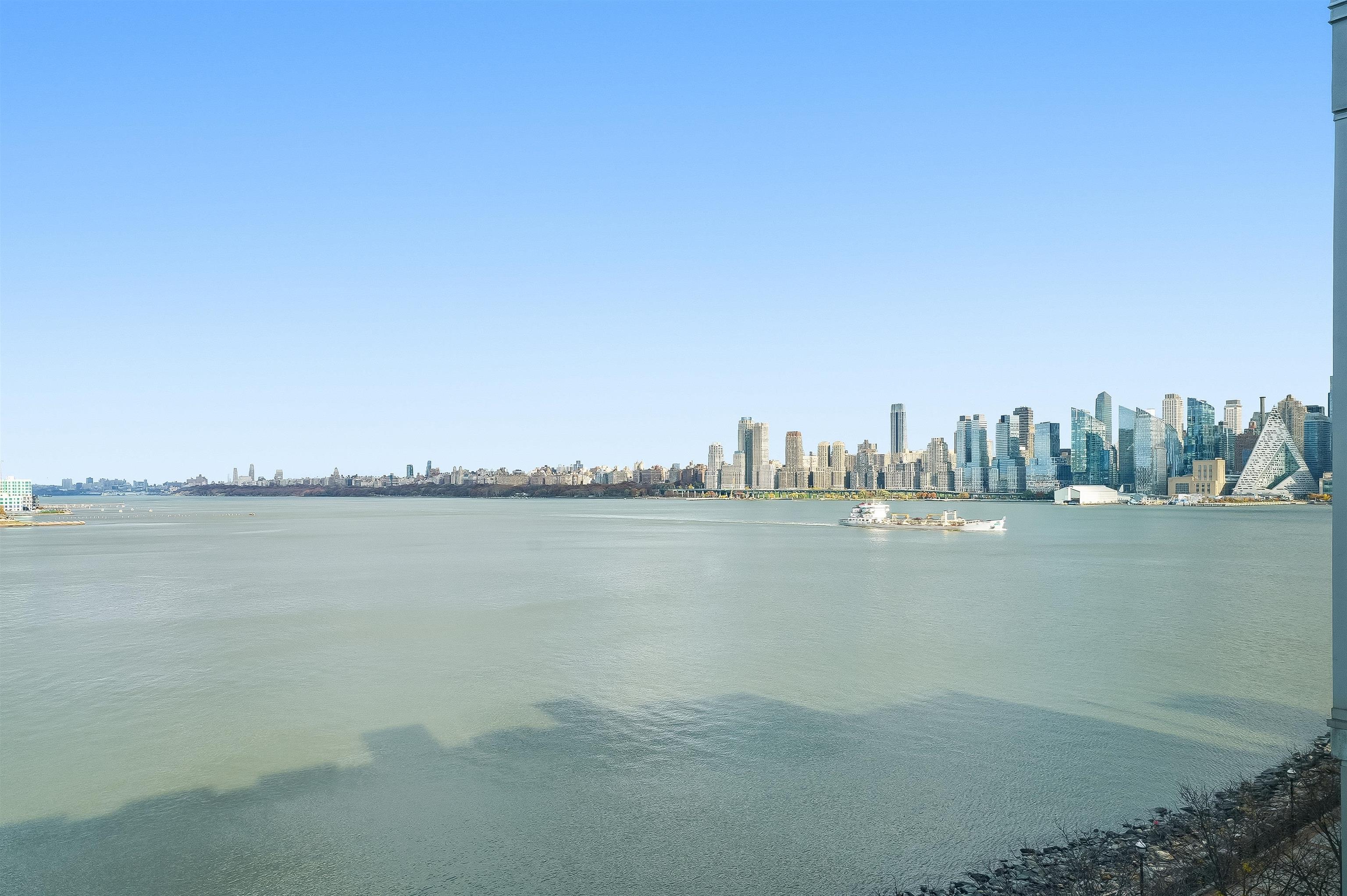 1000 AVENUE AT PORT IMPERIAL #703