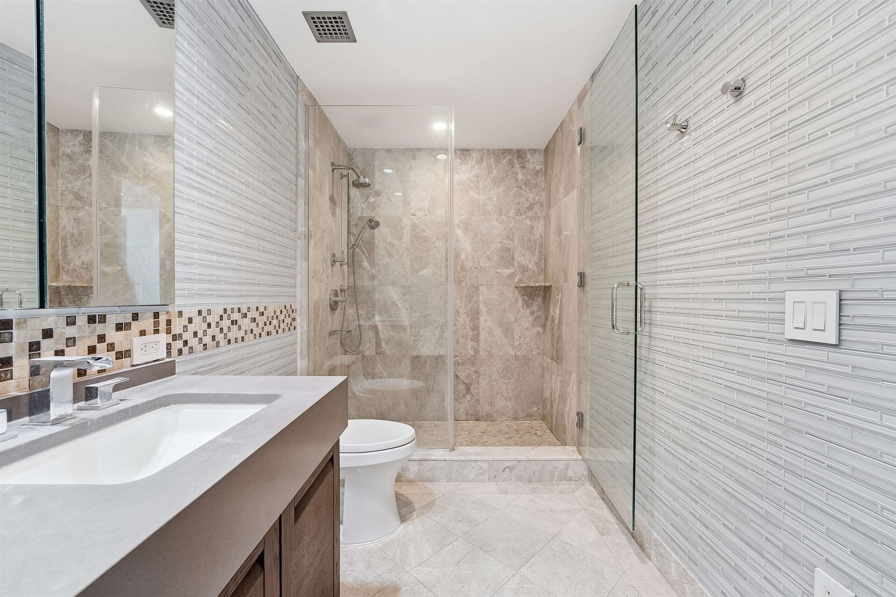 1000 AVENUE AT PORT IMPERIAL #703