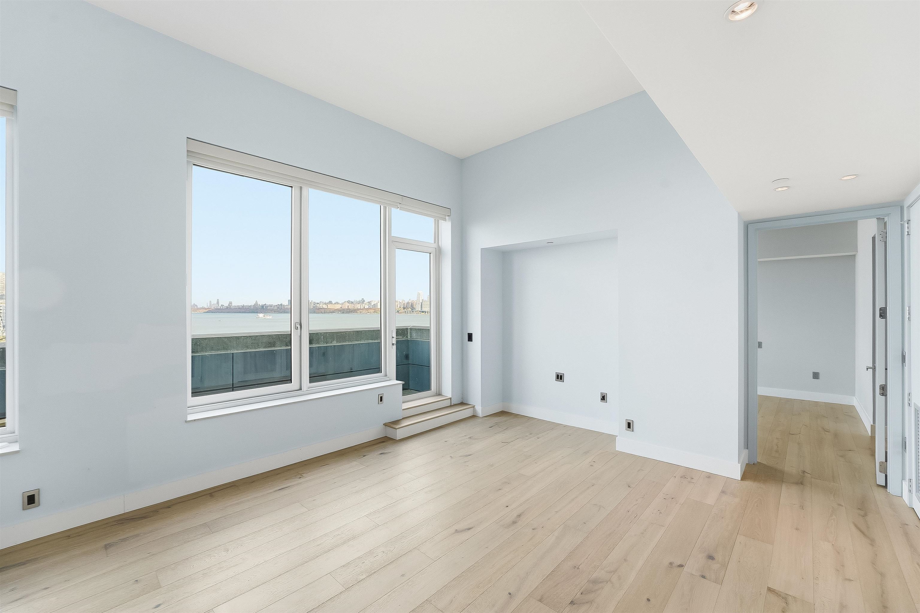 1000 AVENUE AT PORT IMPERIAL #703