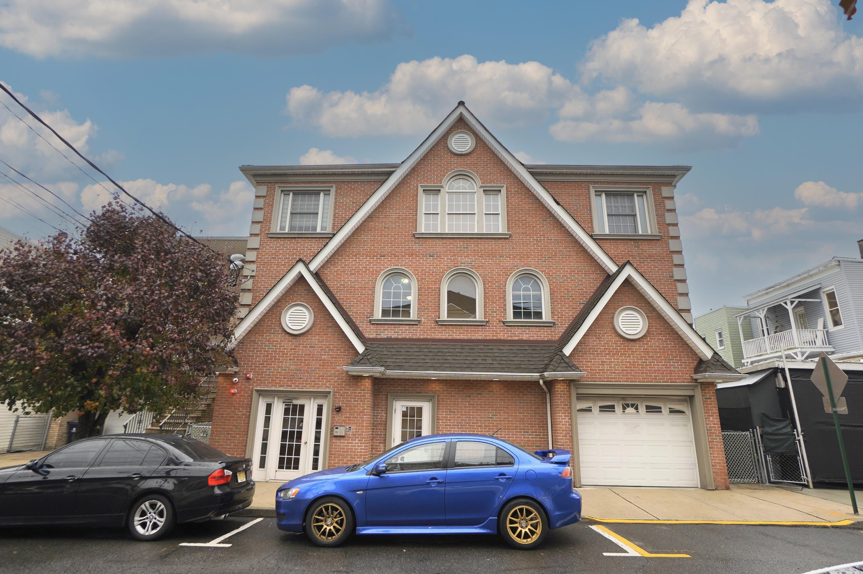 6708 JACKSON ST - Photo 1