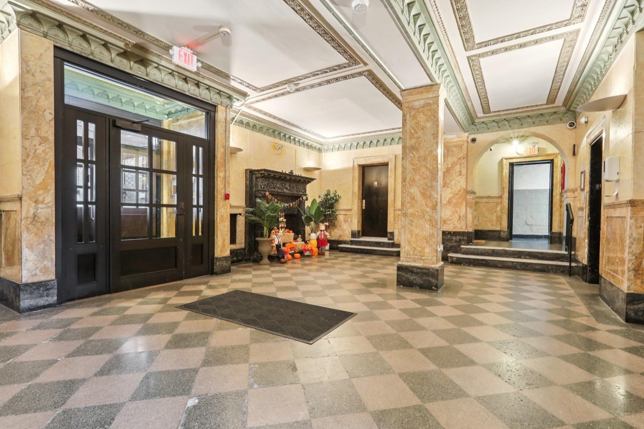 6701 BLVD EAST - Photo 2