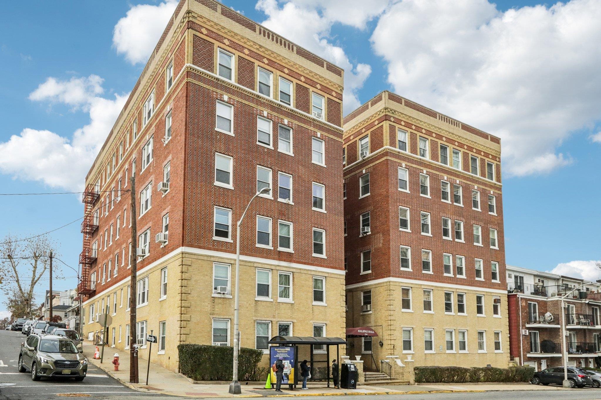 6701 BLVD EAST - Photo 5