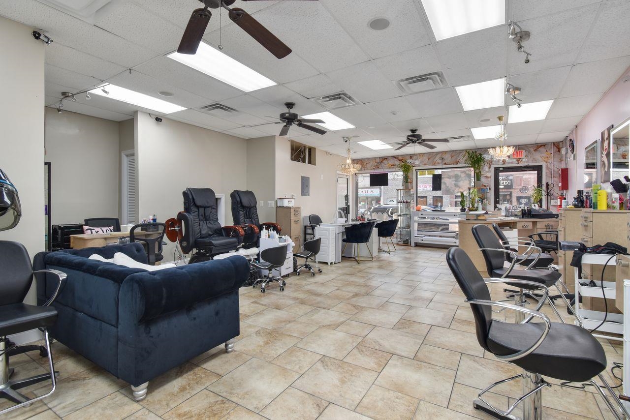 358 BROADWAY - Photo 3