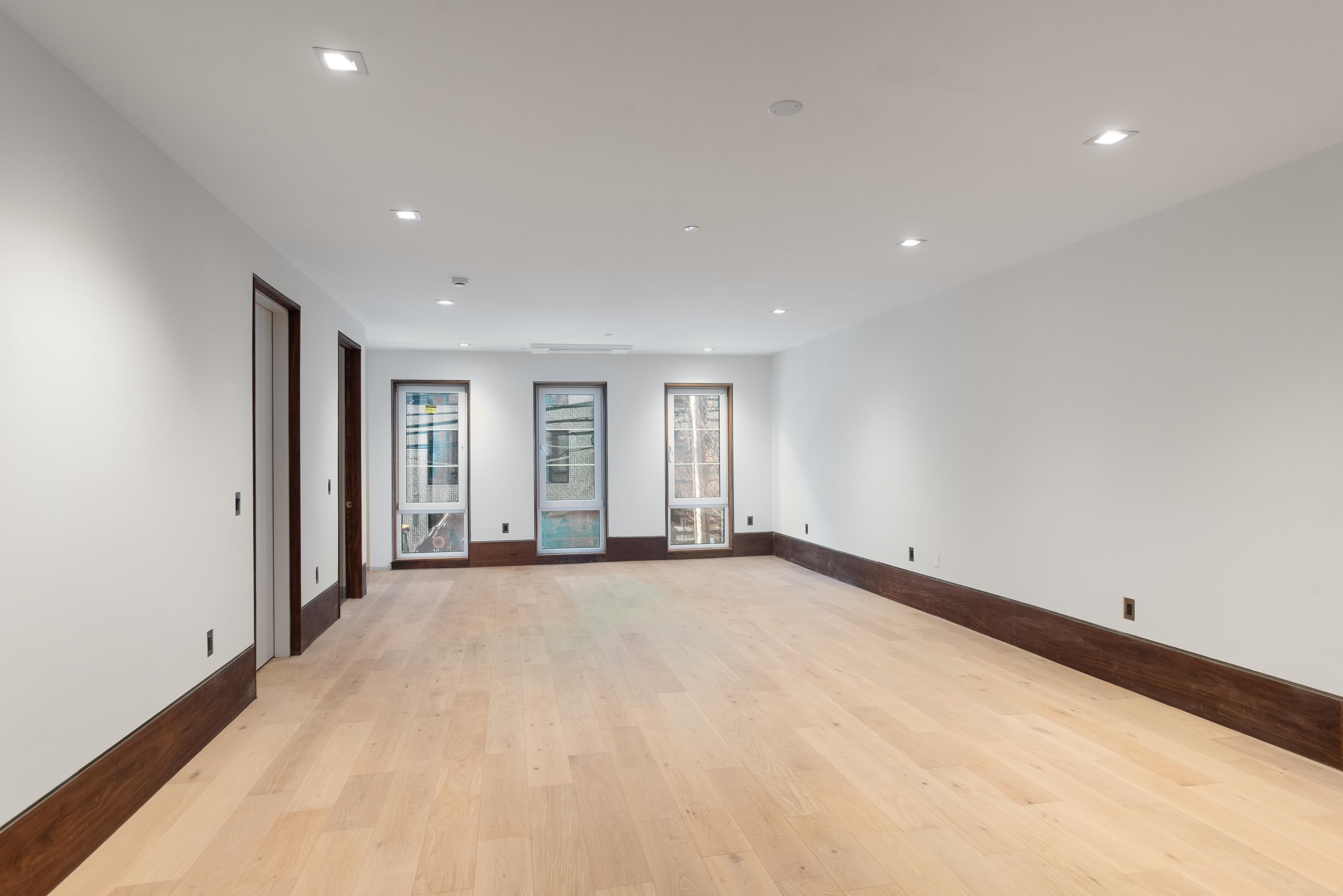 87 JEFFERSON ST - Photo 2