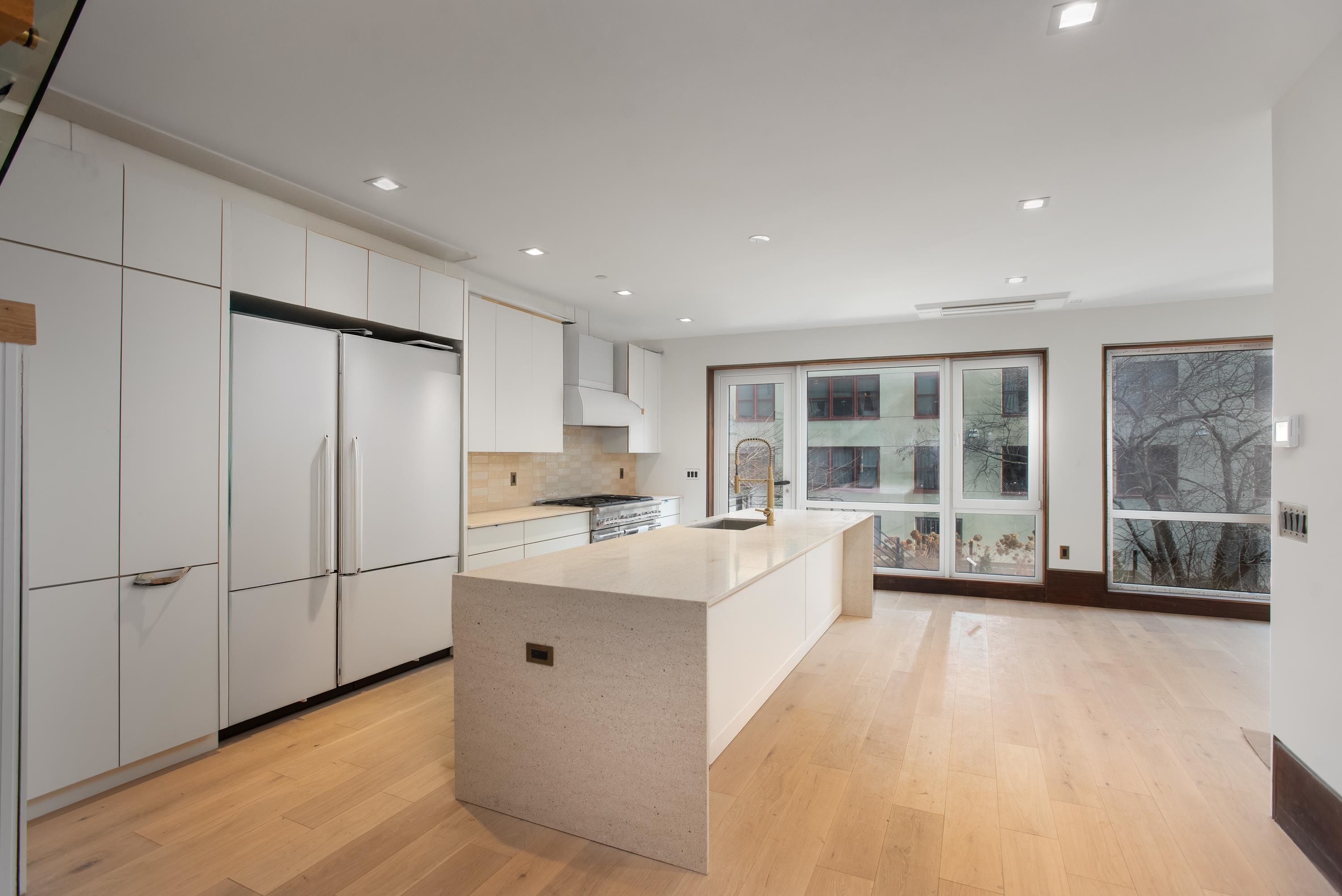 87 JEFFERSON ST - Photo 5