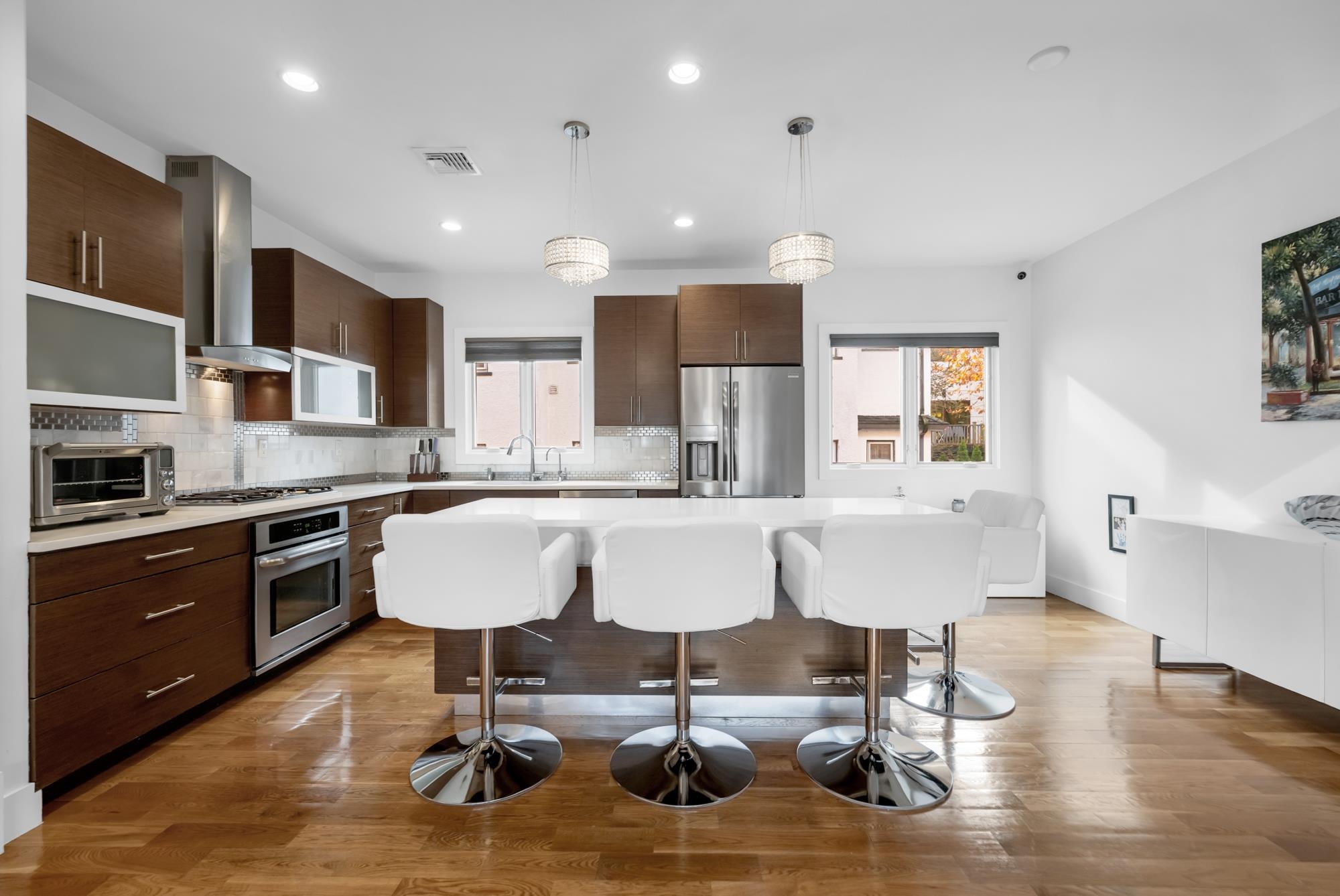 807 EDGEWOOD LANE - Photo 2