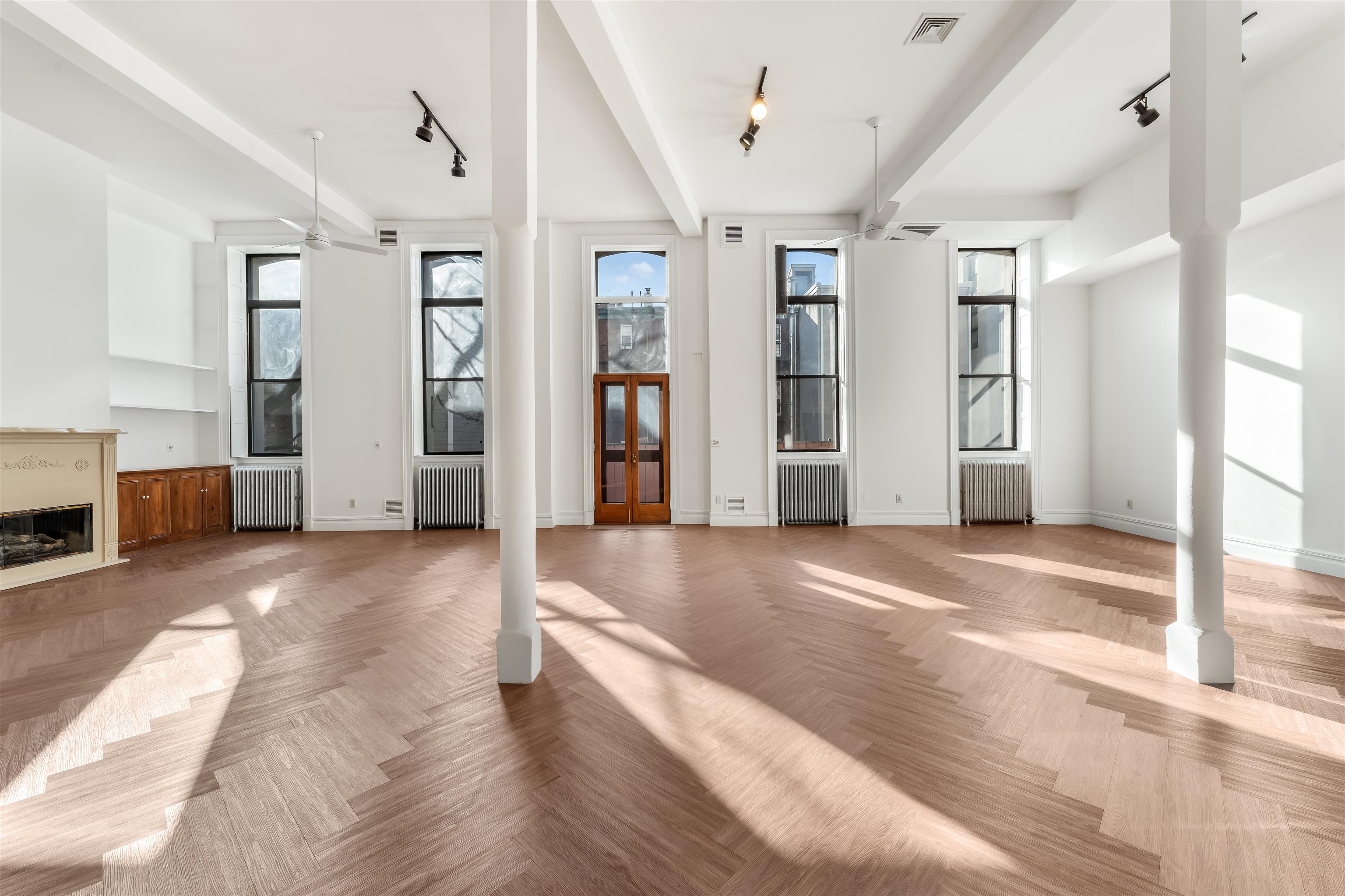 299 PAVONIA AVE - Photo 2