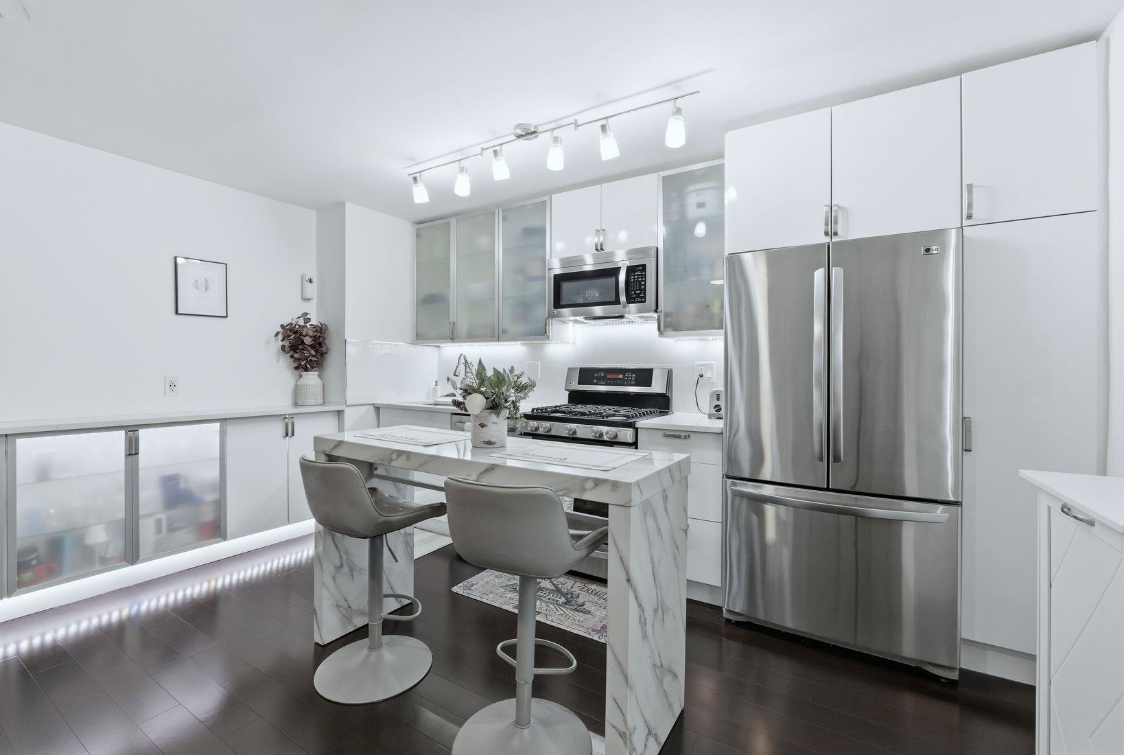 6040 BLVD EAST - Photo 3