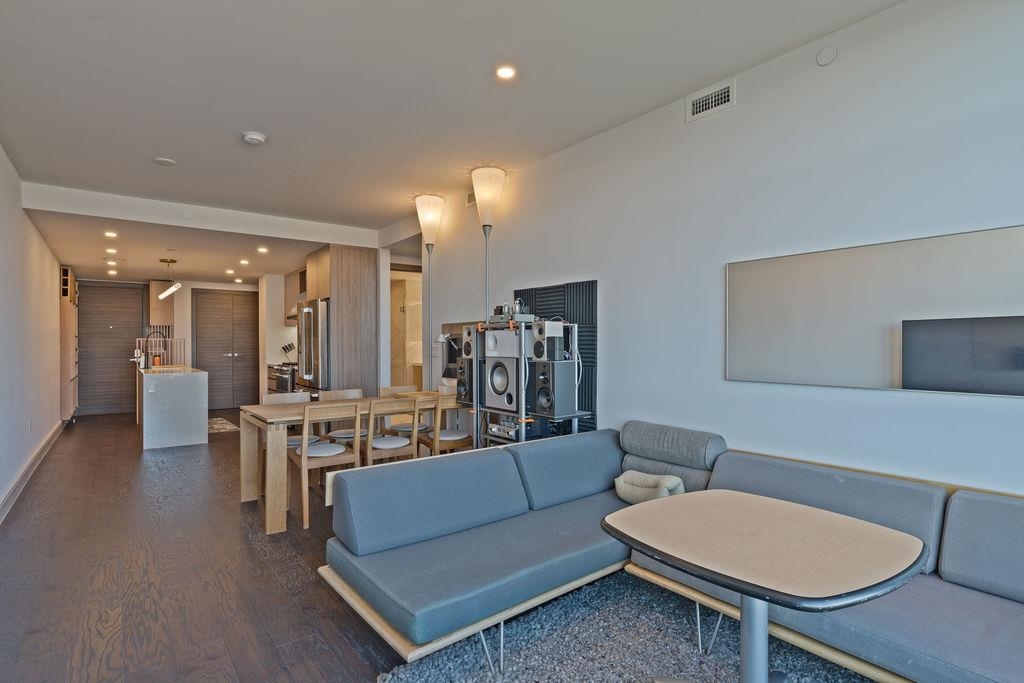 8701 CHURCHILL RD - Photo 5