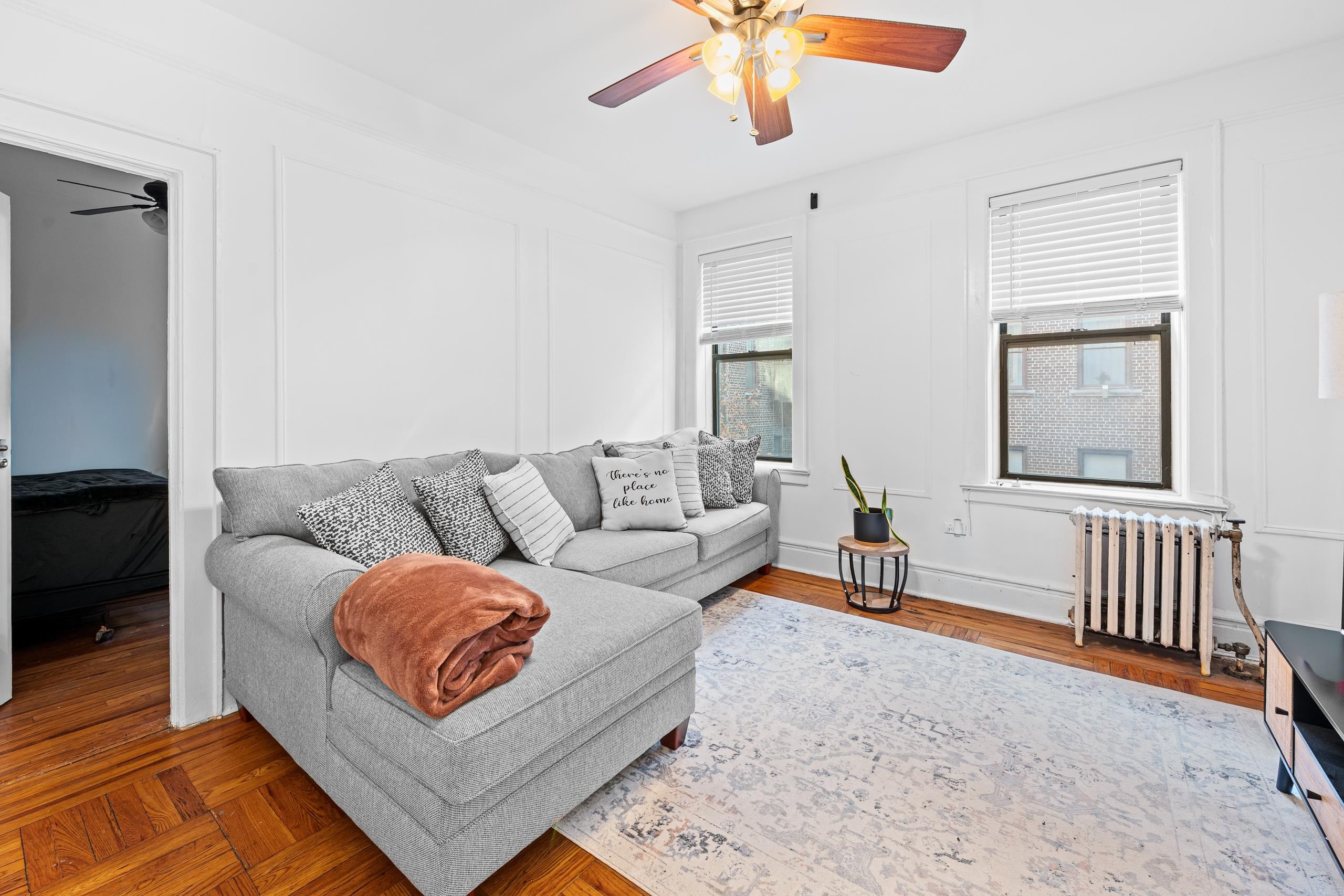 277 HARRISON AVE - Photo 4