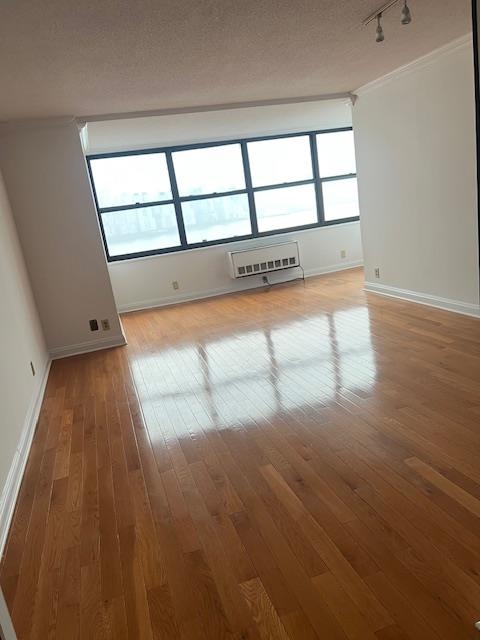7002 BLVD EAST #20E