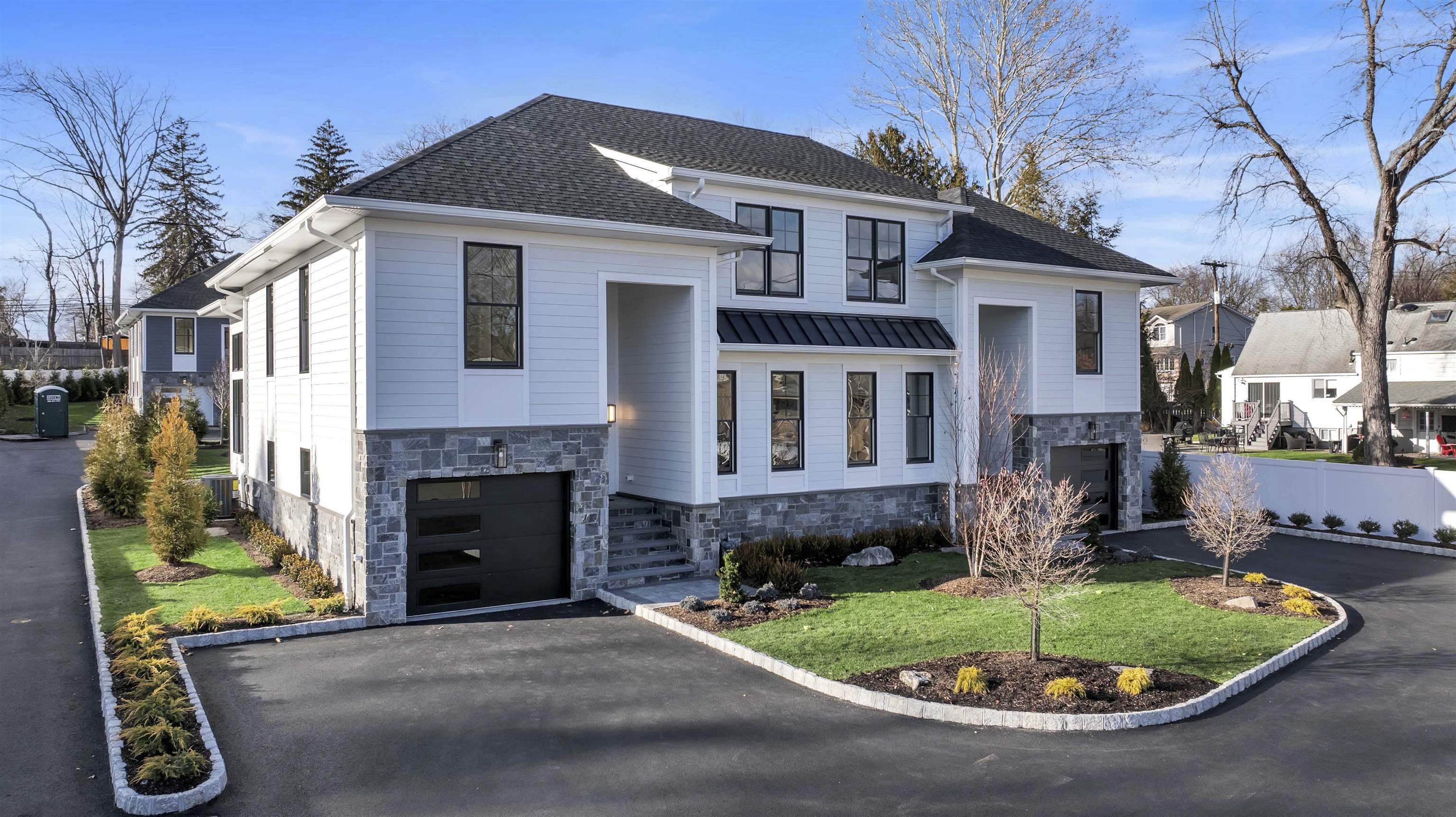 18 WILLIAM ST - Photo 2