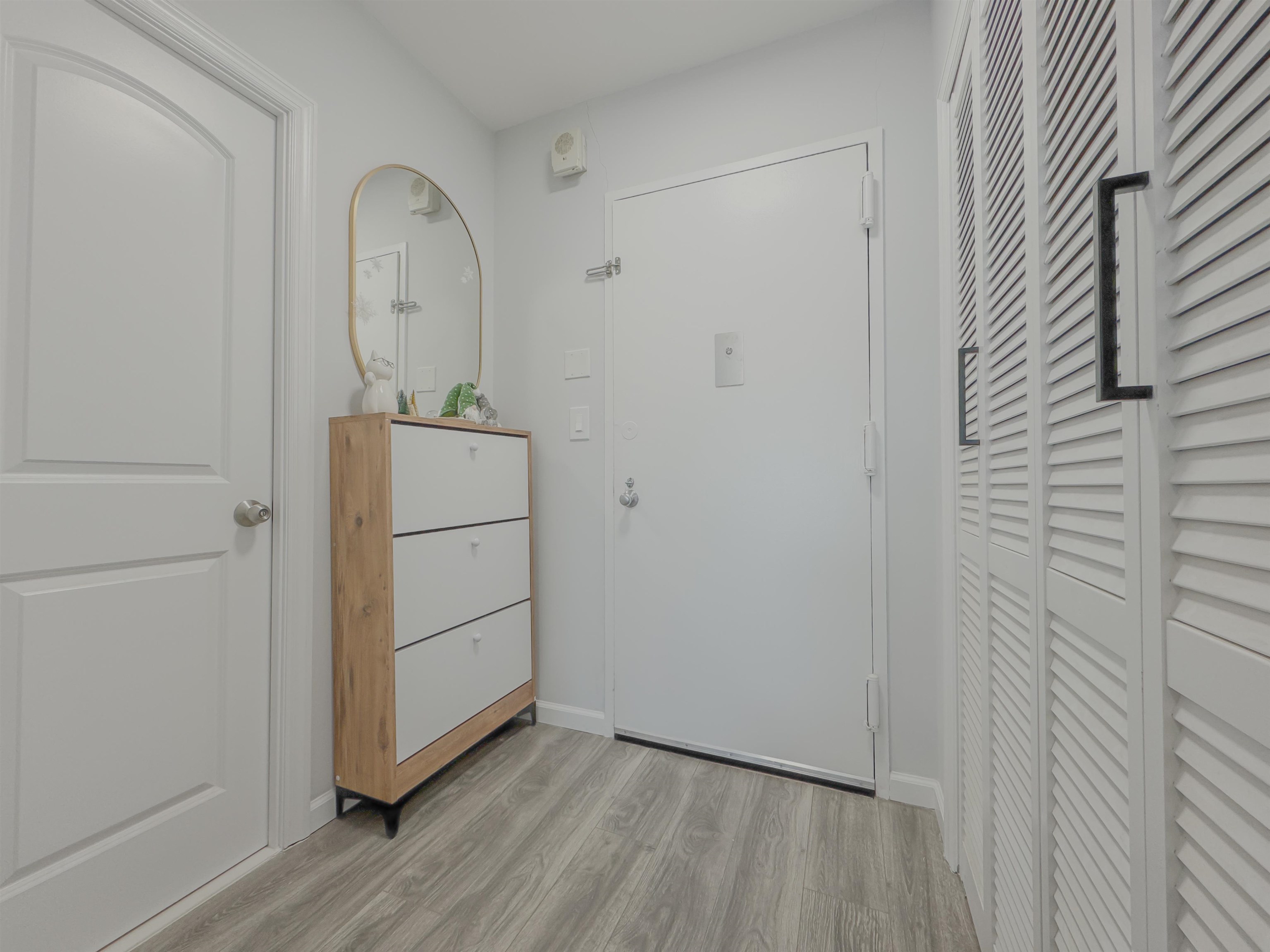 7002 BLVD EAST - Photo 2