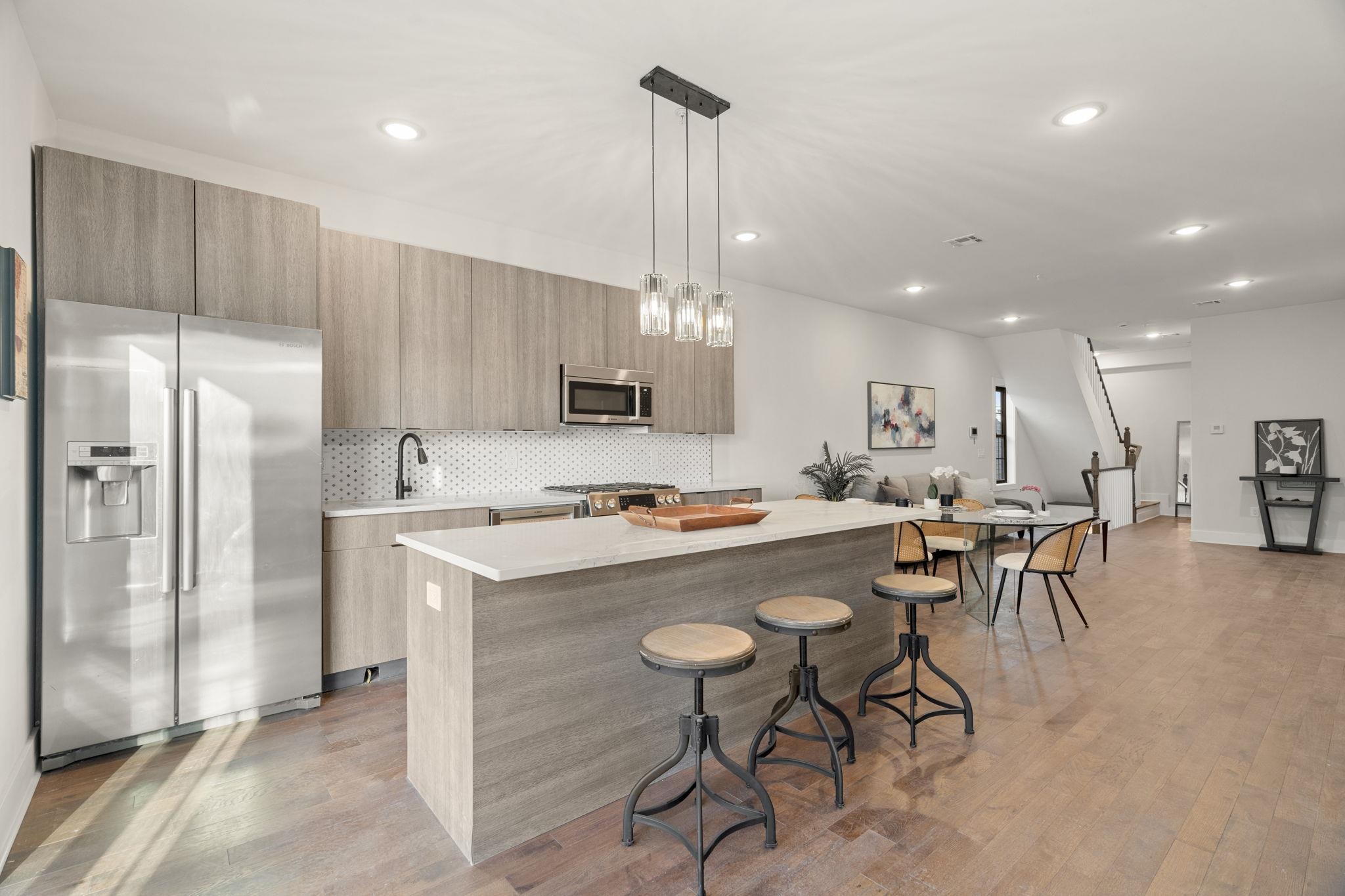 547 PALISADE AVE - Photo 3