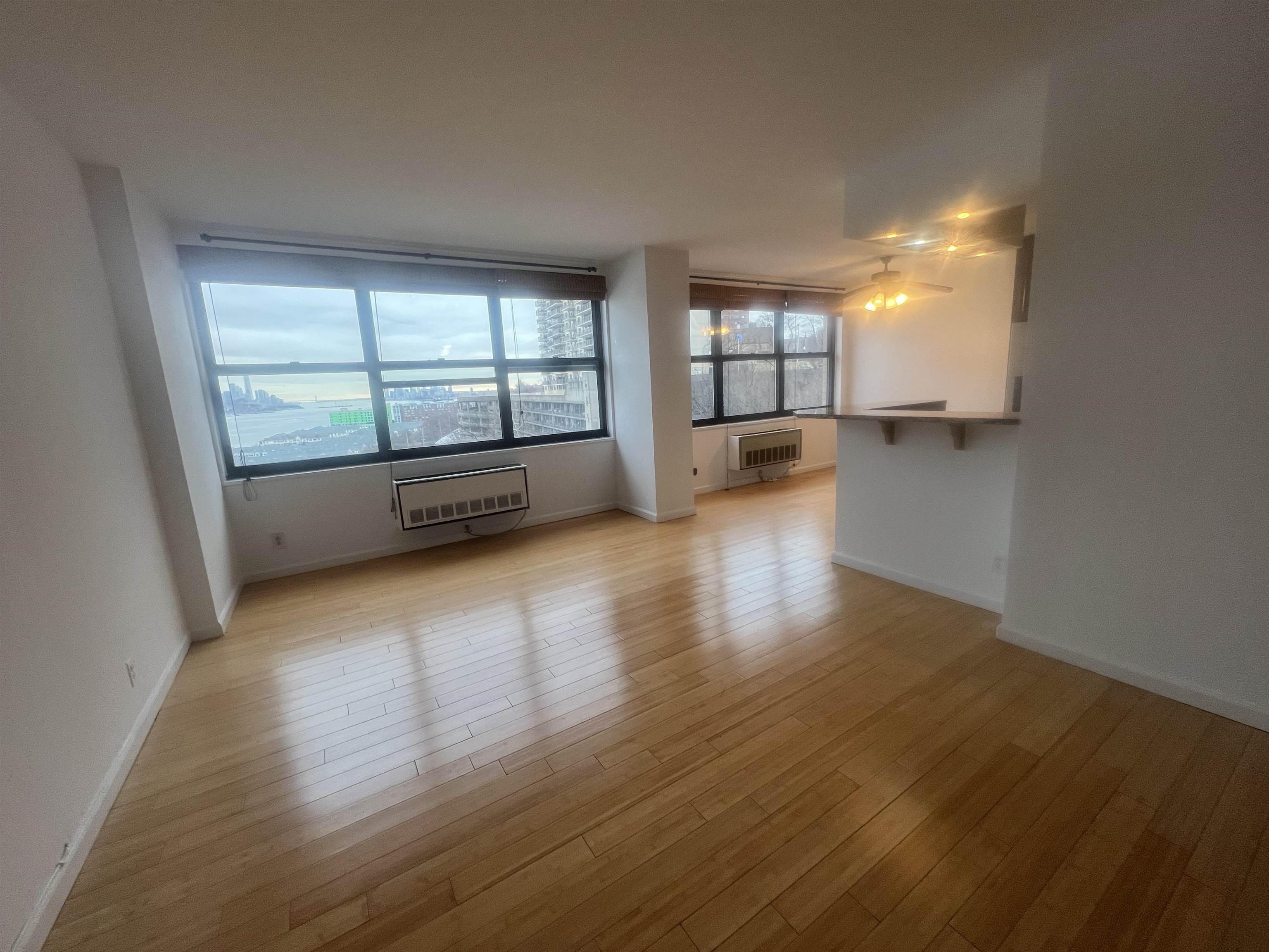 7000 BLVD EAST #18C