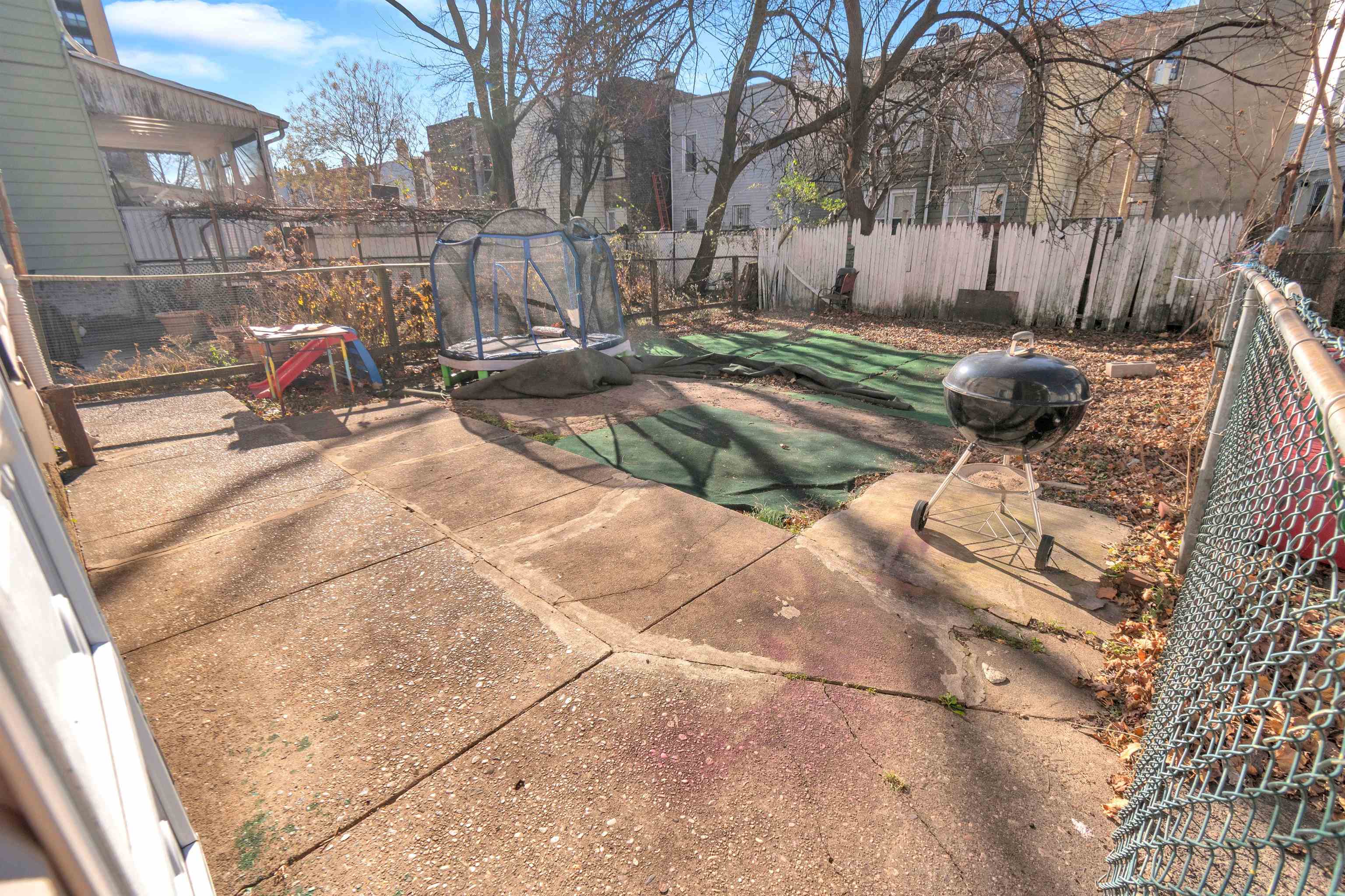 143 PEARSALL AVE - Photo 3