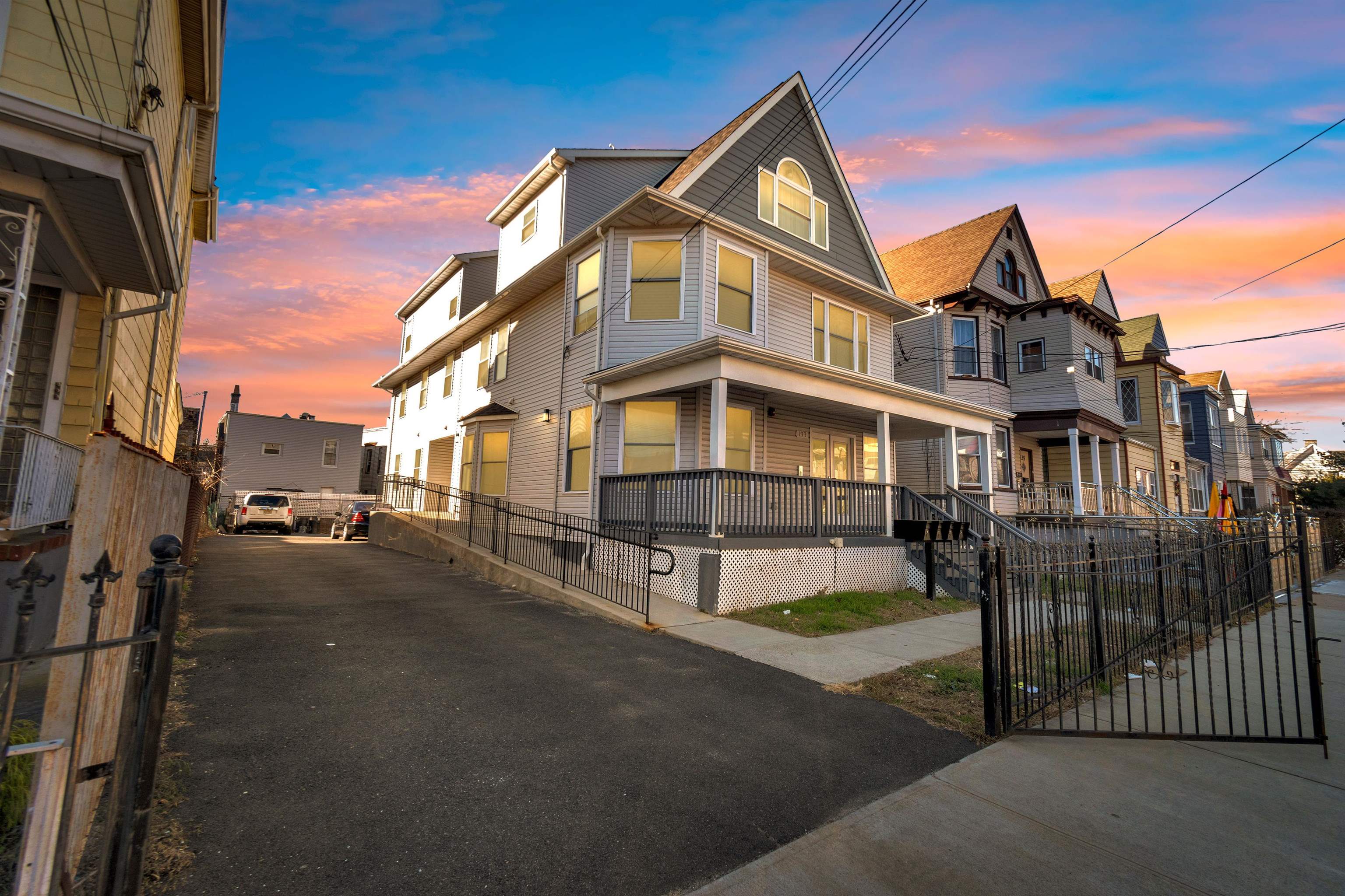 133 PEARSALL AVE - Photo 1