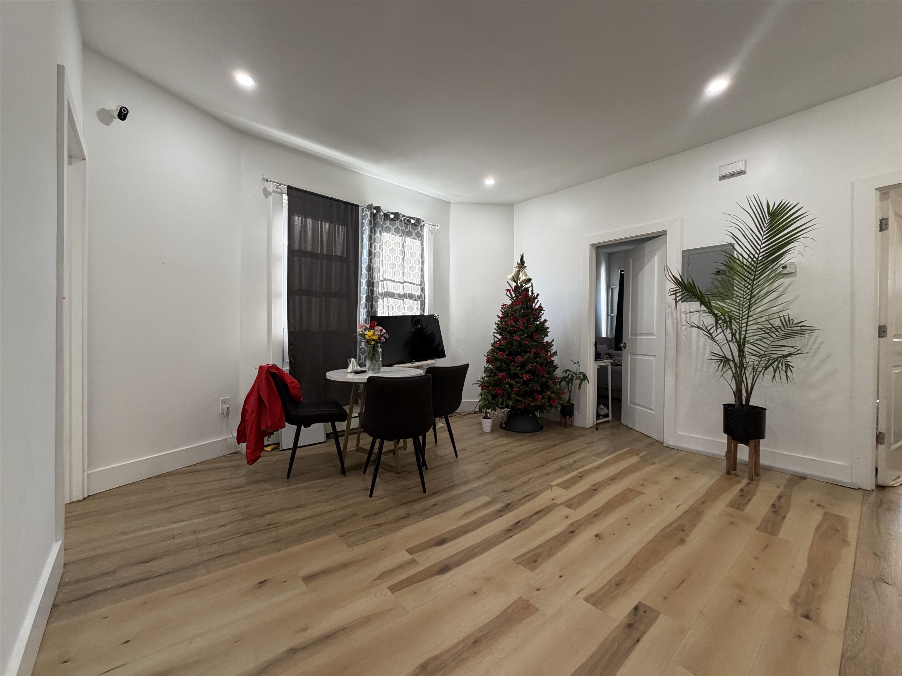 14 STEGMAN ST - Photo 4