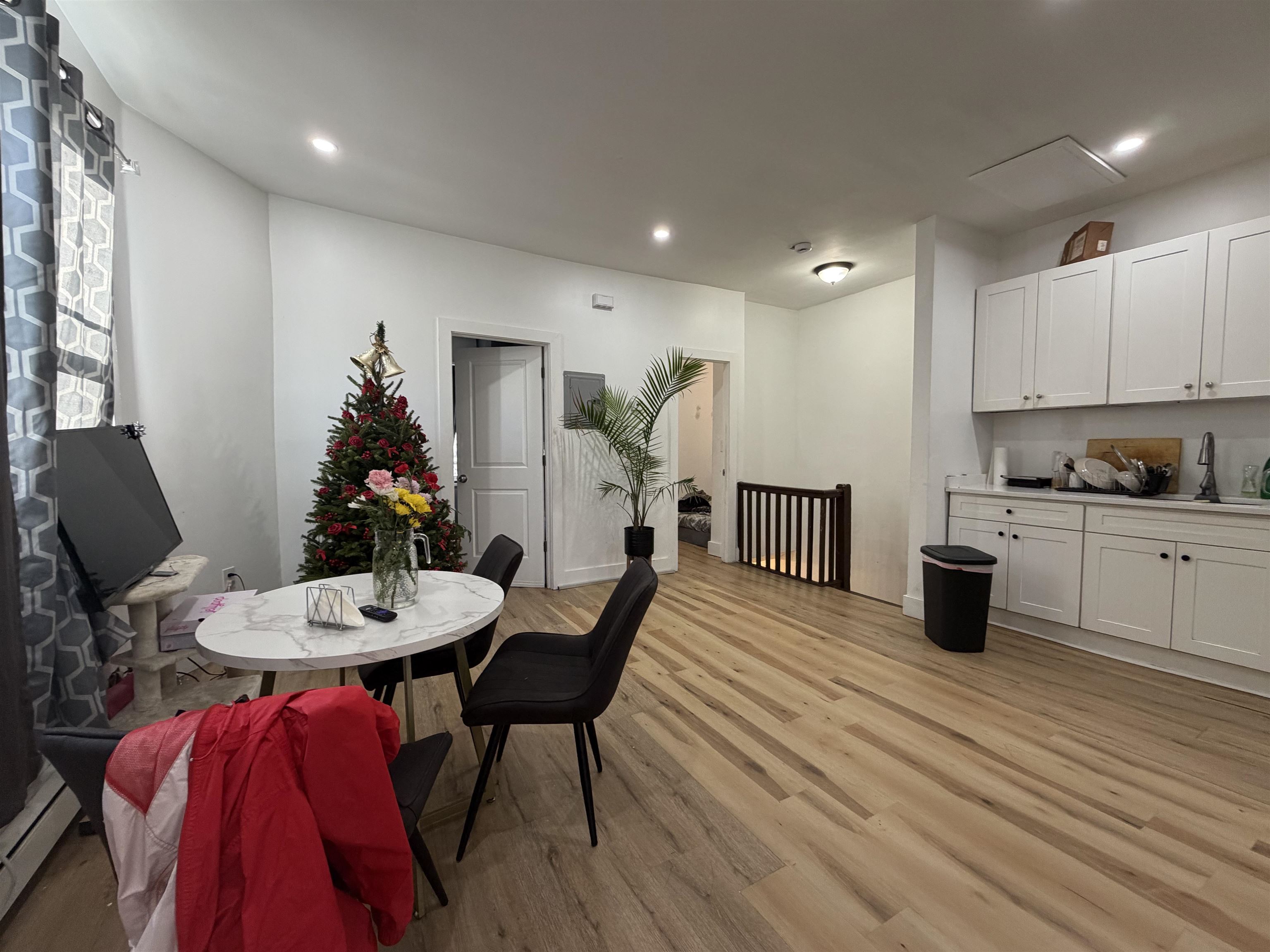 14 STEGMAN ST - Photo 5