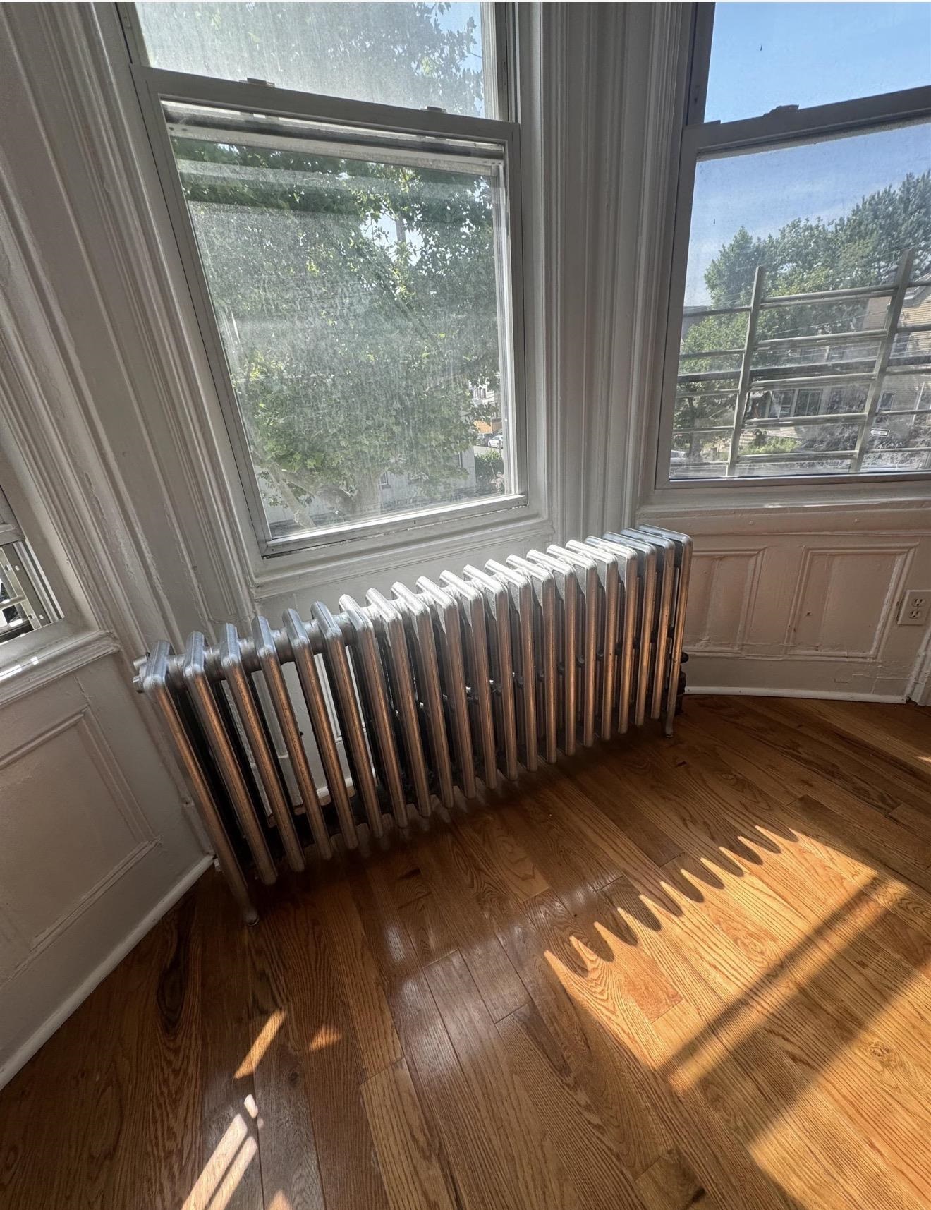 35 ARLINGTON AVE - Photo 3