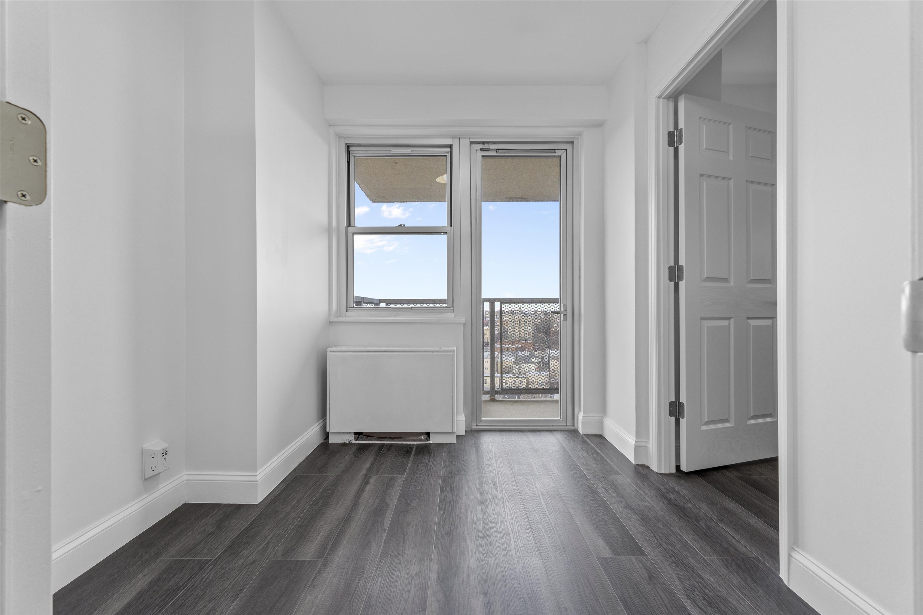 6600 BLVD EAST - Photo 4