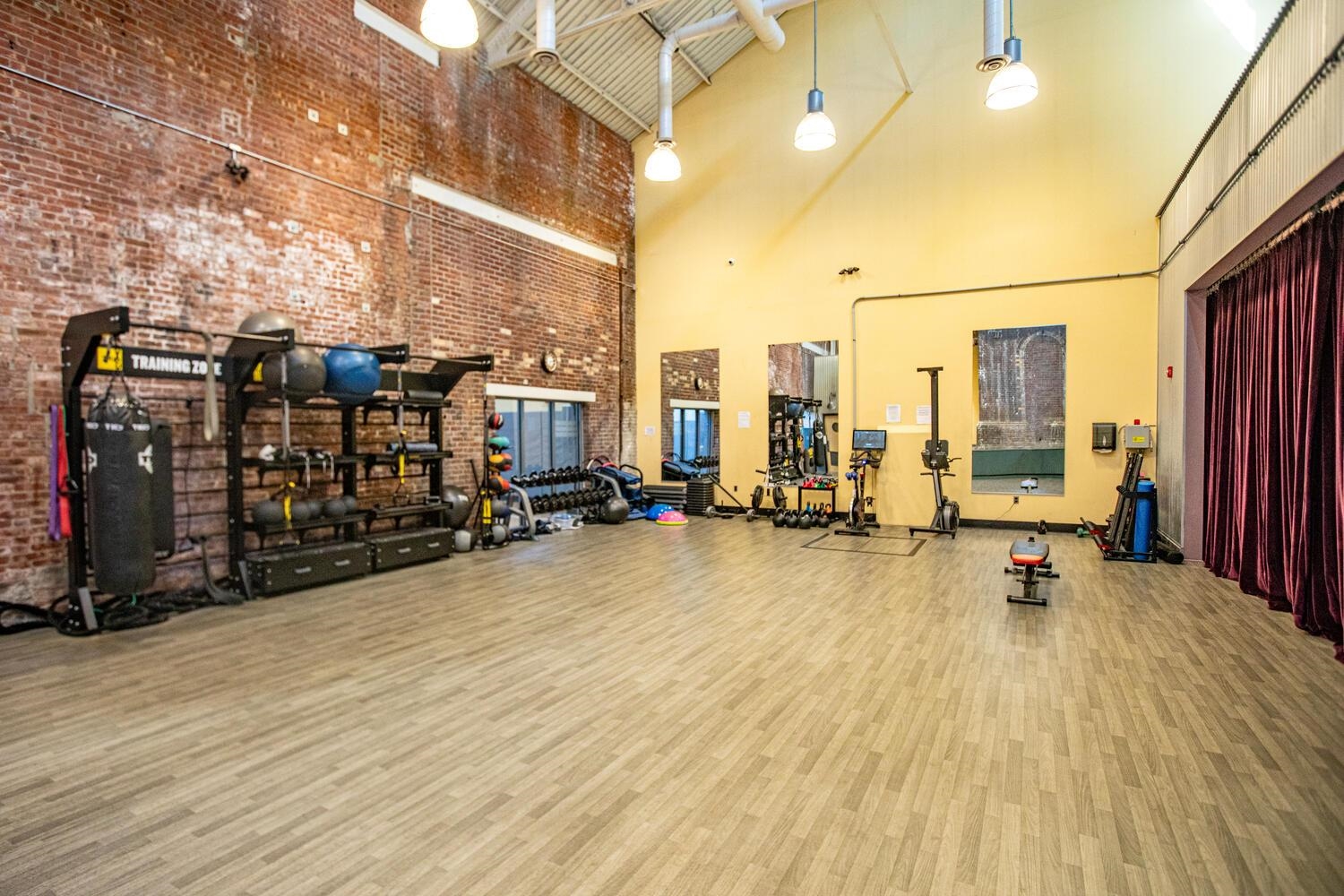 341 MONMOUTH ST - Photo 1