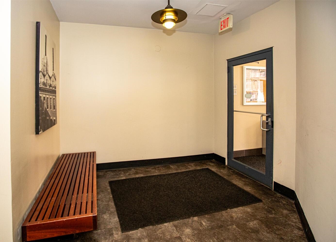 341 MONMOUTH ST - Photo 4