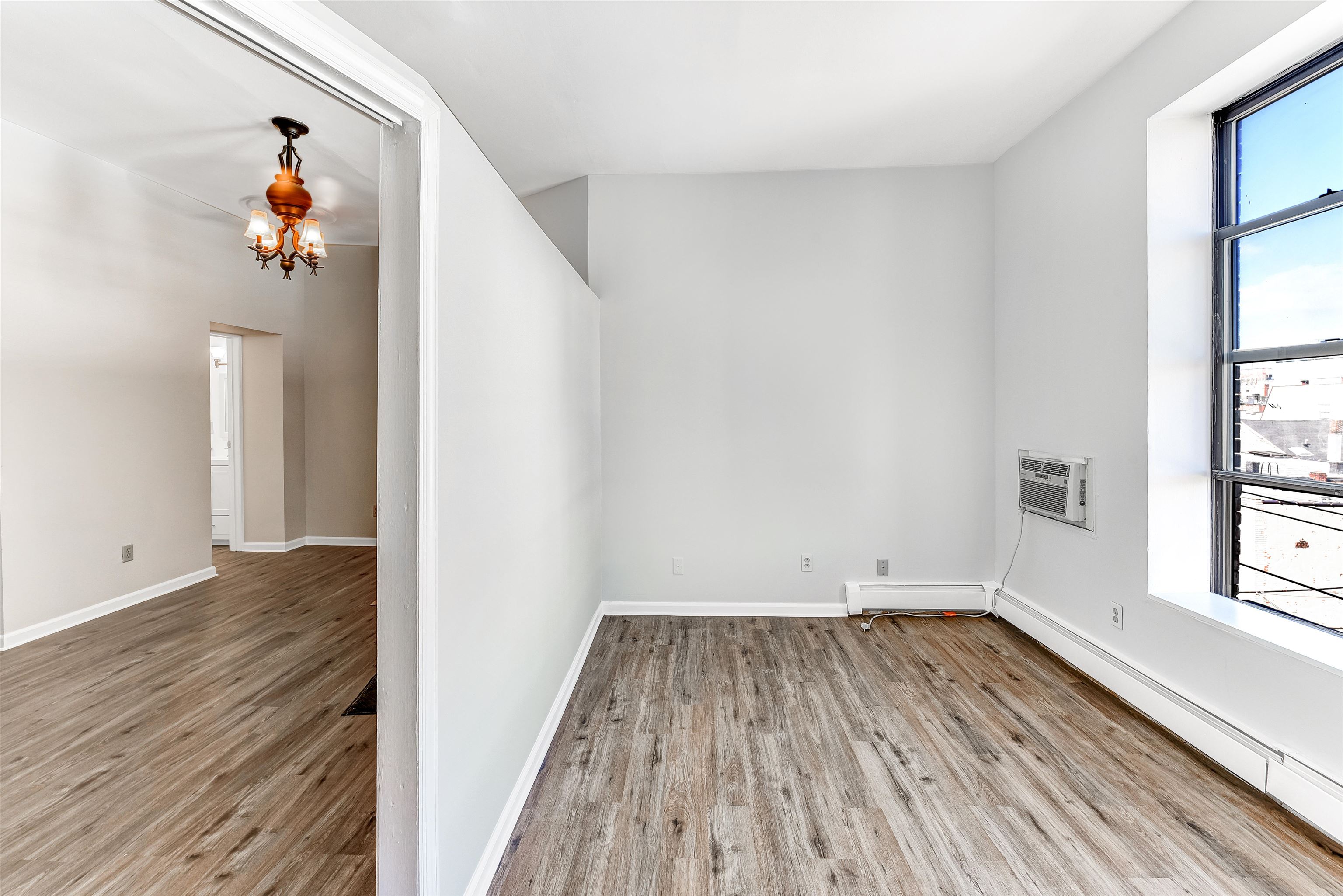 193 OGDEN AVE - Photo 5