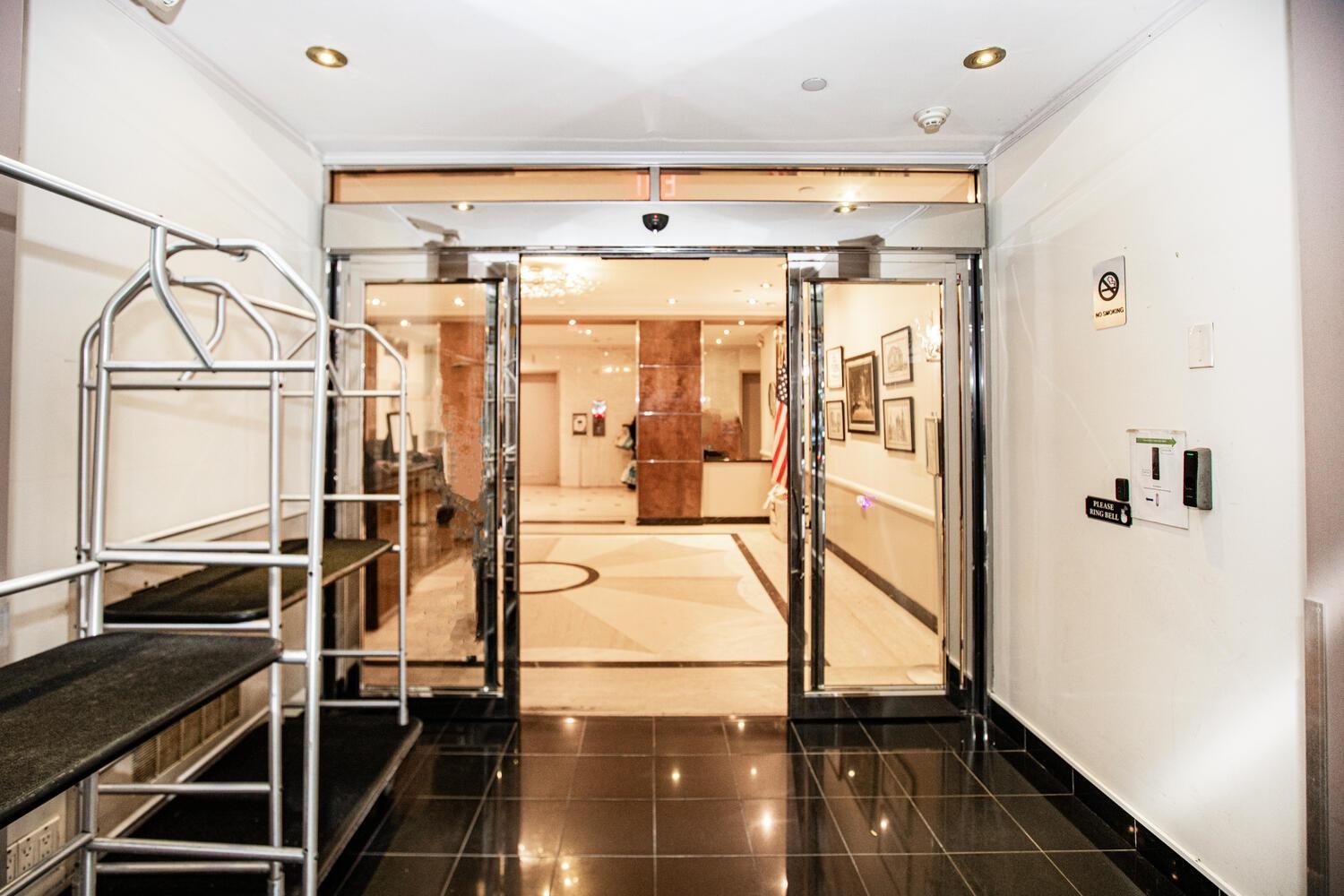 201 ST PAULS AVE - Photo 3