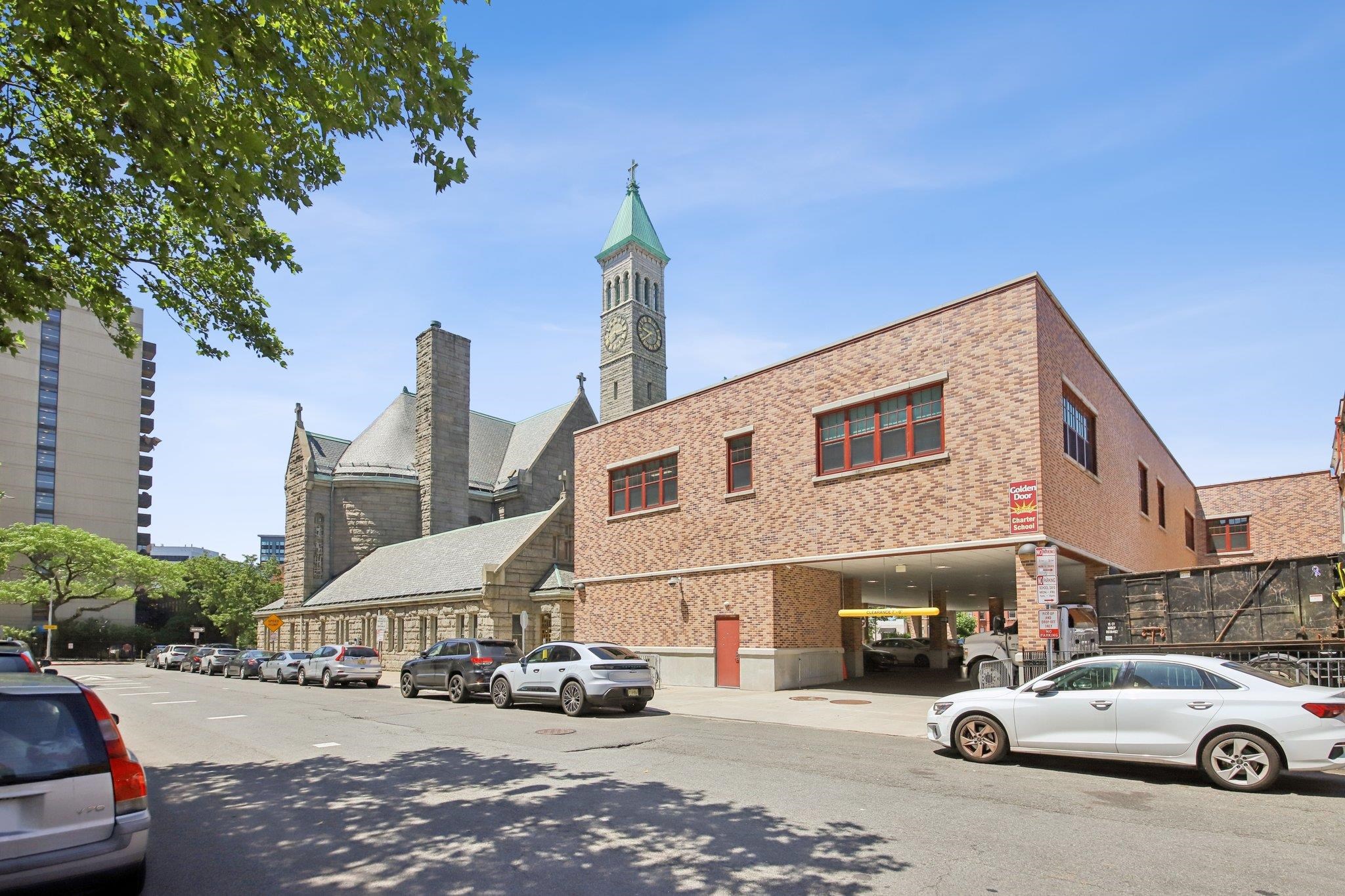 10 HURON AVE - Photo 2