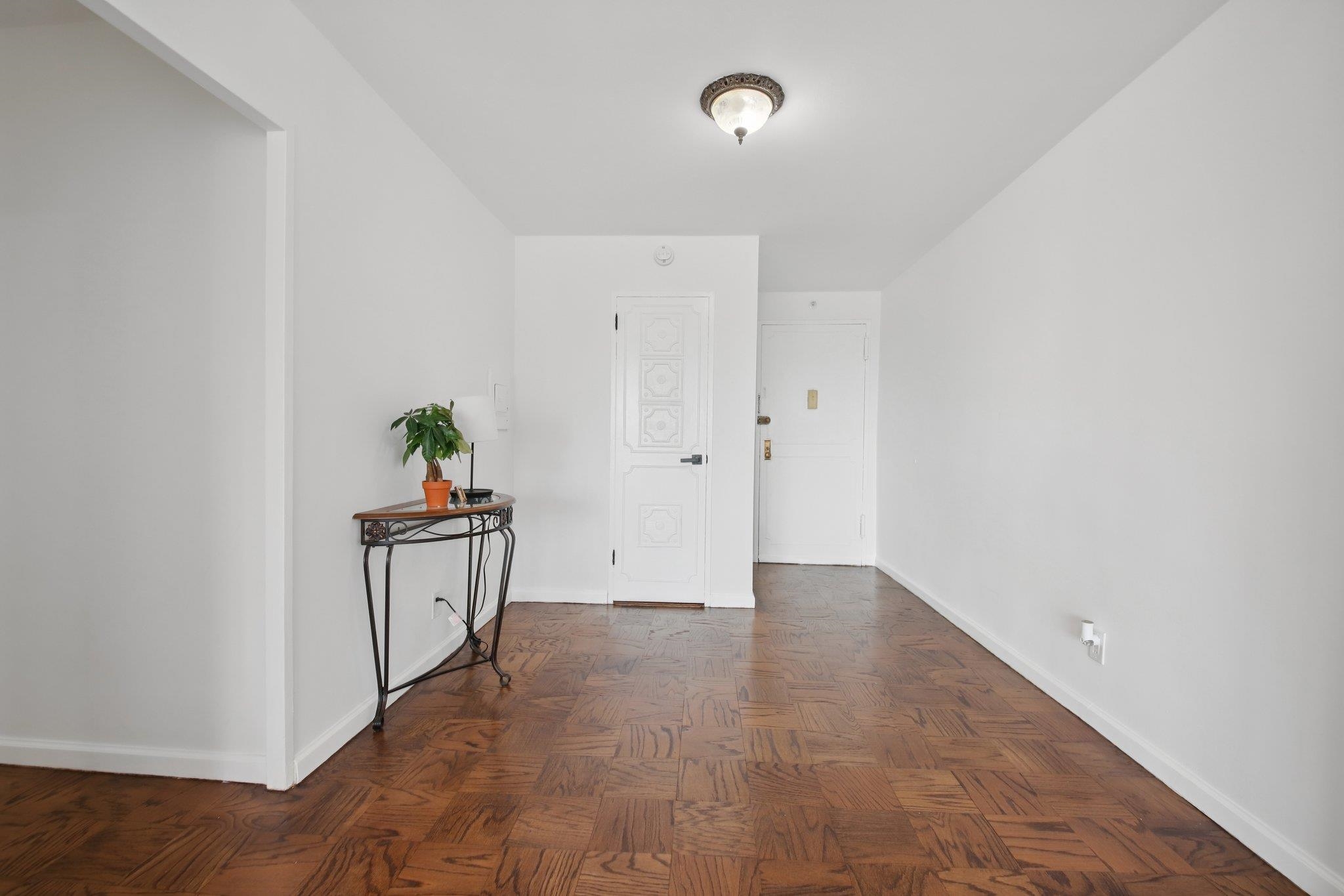 10 HURON AVE - Photo 5