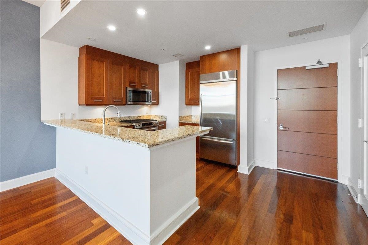 8100 RIVER RD - Photo 2