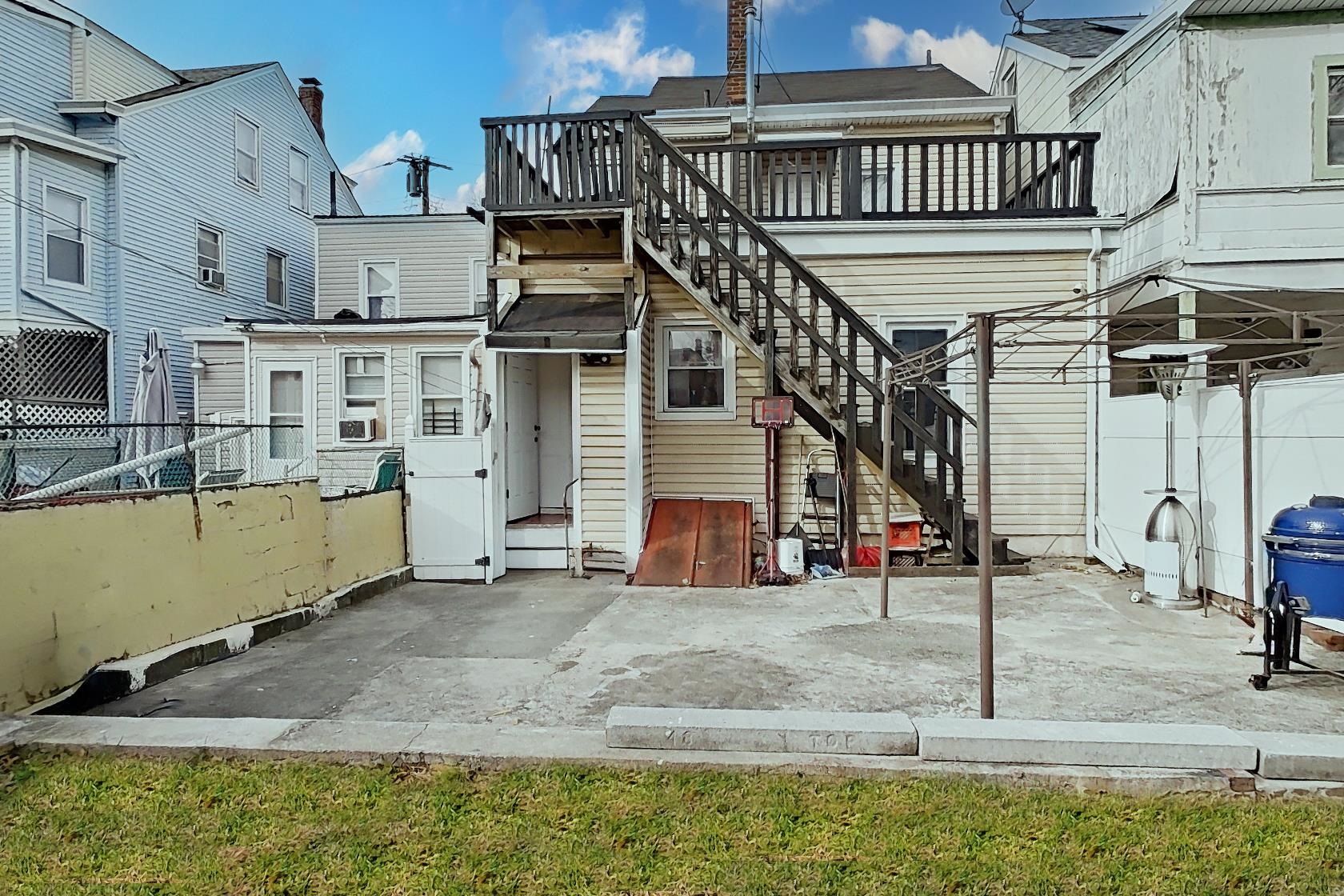 115 BUTLER ST - Photo 4