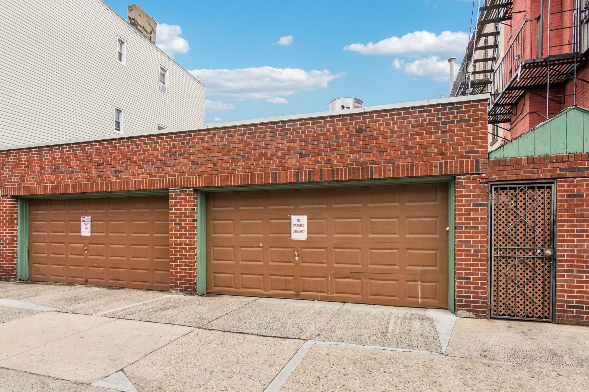 366 8TH ST - Photo 5