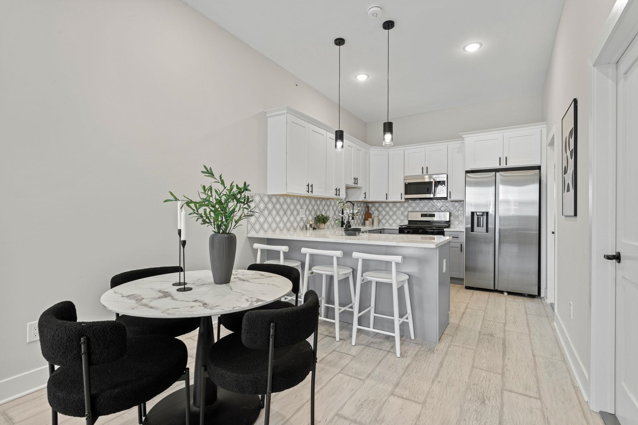 519 54TH ST - Photo 4