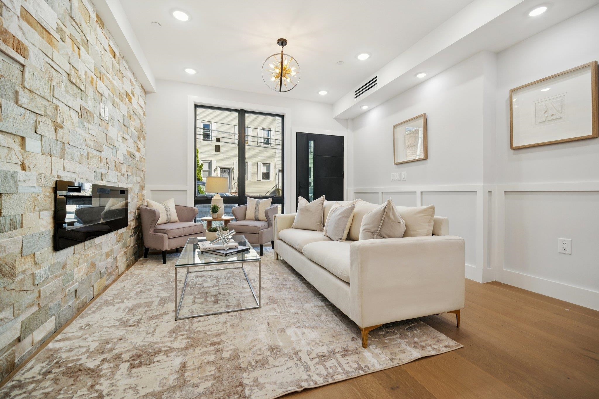 85 BLEECKER ST - Photo 1