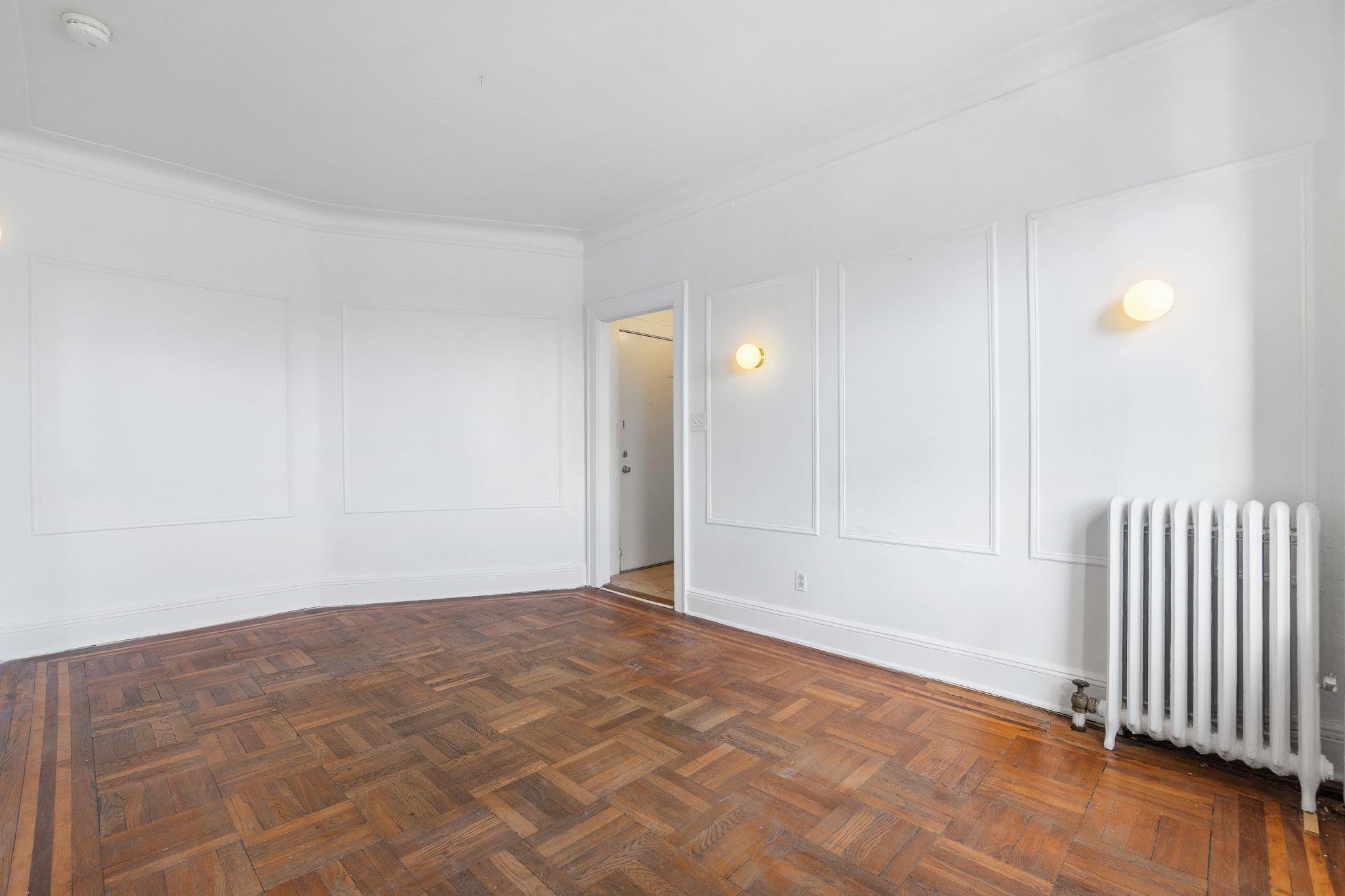 435 79TH ST - Photo 4